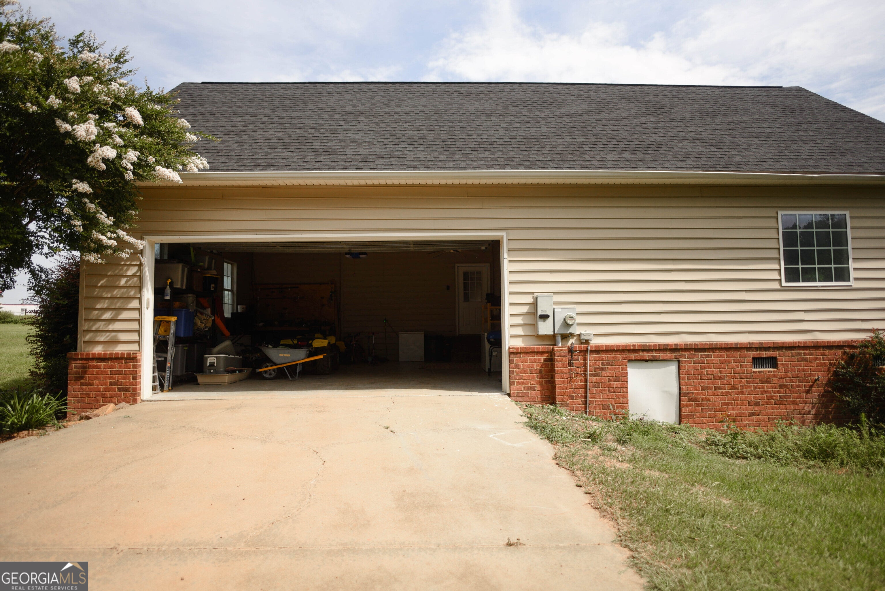 247 Darrell Thompson RD