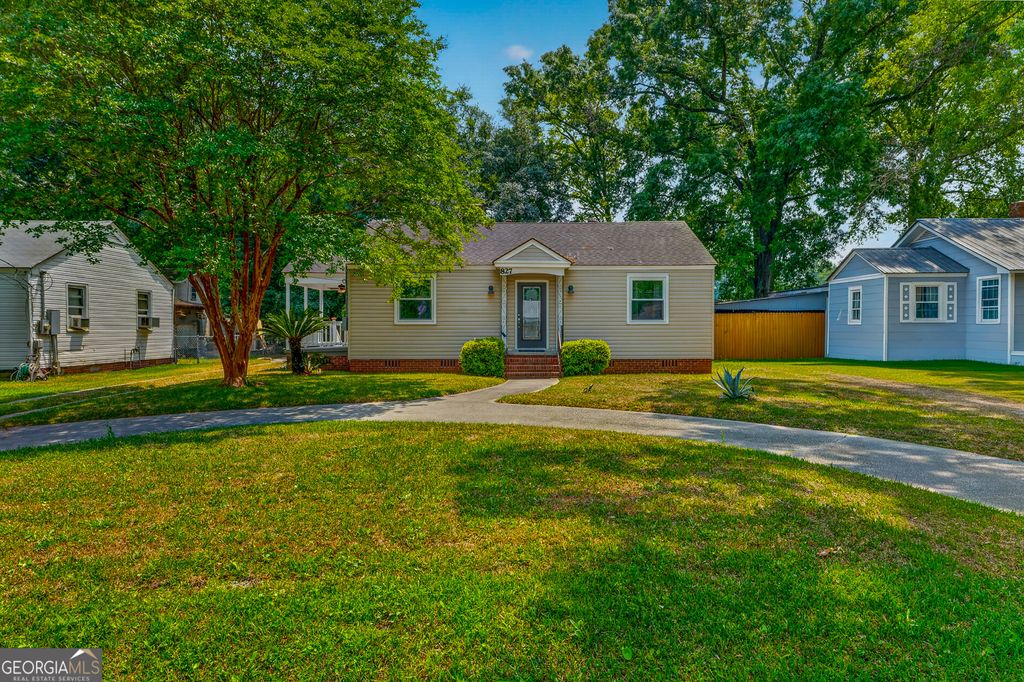 Photo of 827 Crossgate Road, Port Wentworth, GA 31407 (MLS # 10741329)