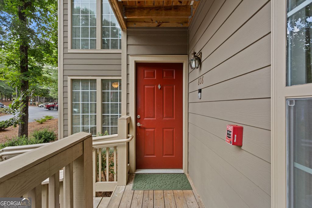 Photo of 808 Country Park Drive SE, Smyrna, GA 30080 (MLS # 10800637)