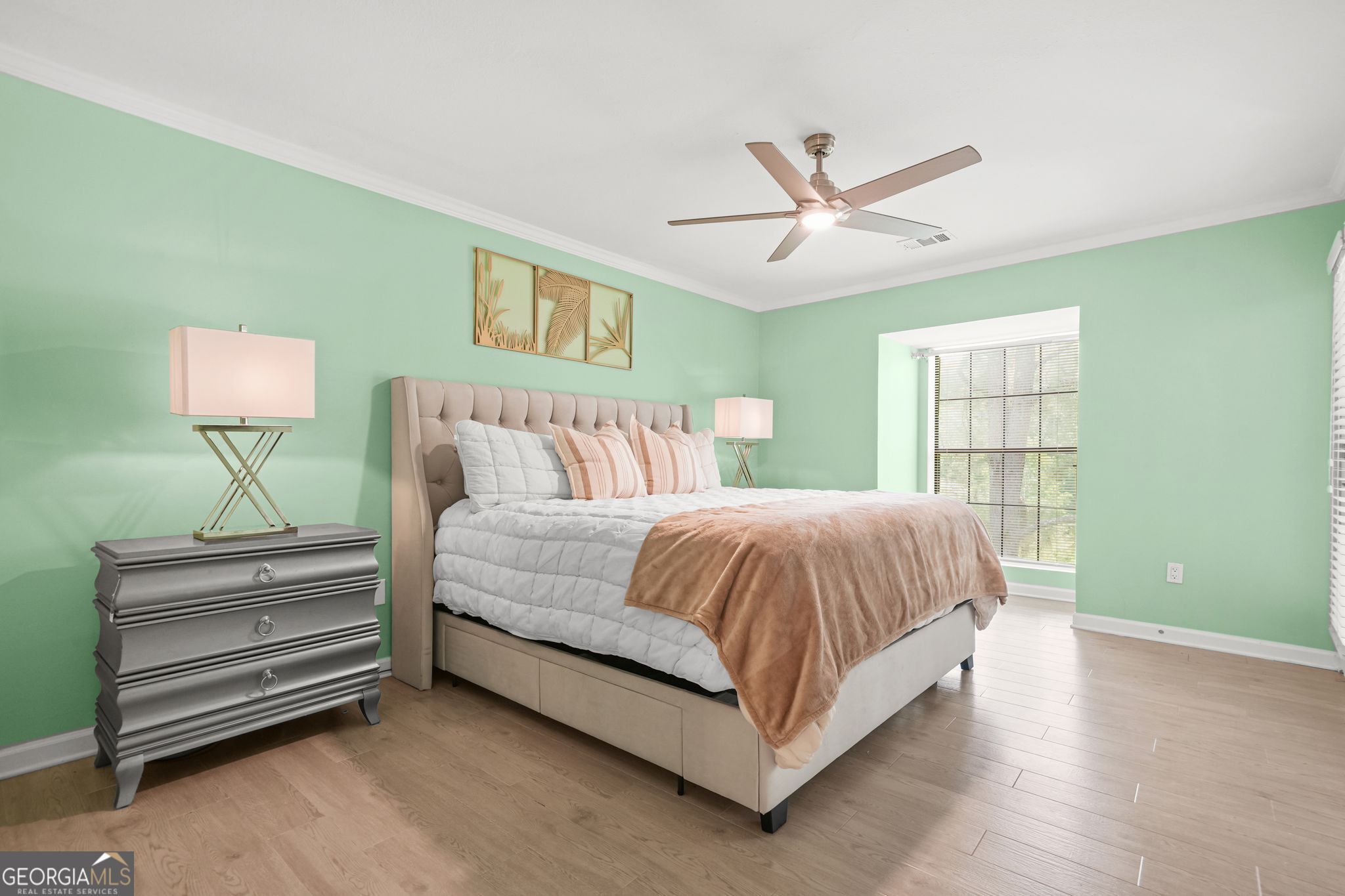 Atlanta, Georgia 30324, United States, 2 Bedrooms Bedrooms, ,2 BathroomsBathrooms,Residential,Active,158257