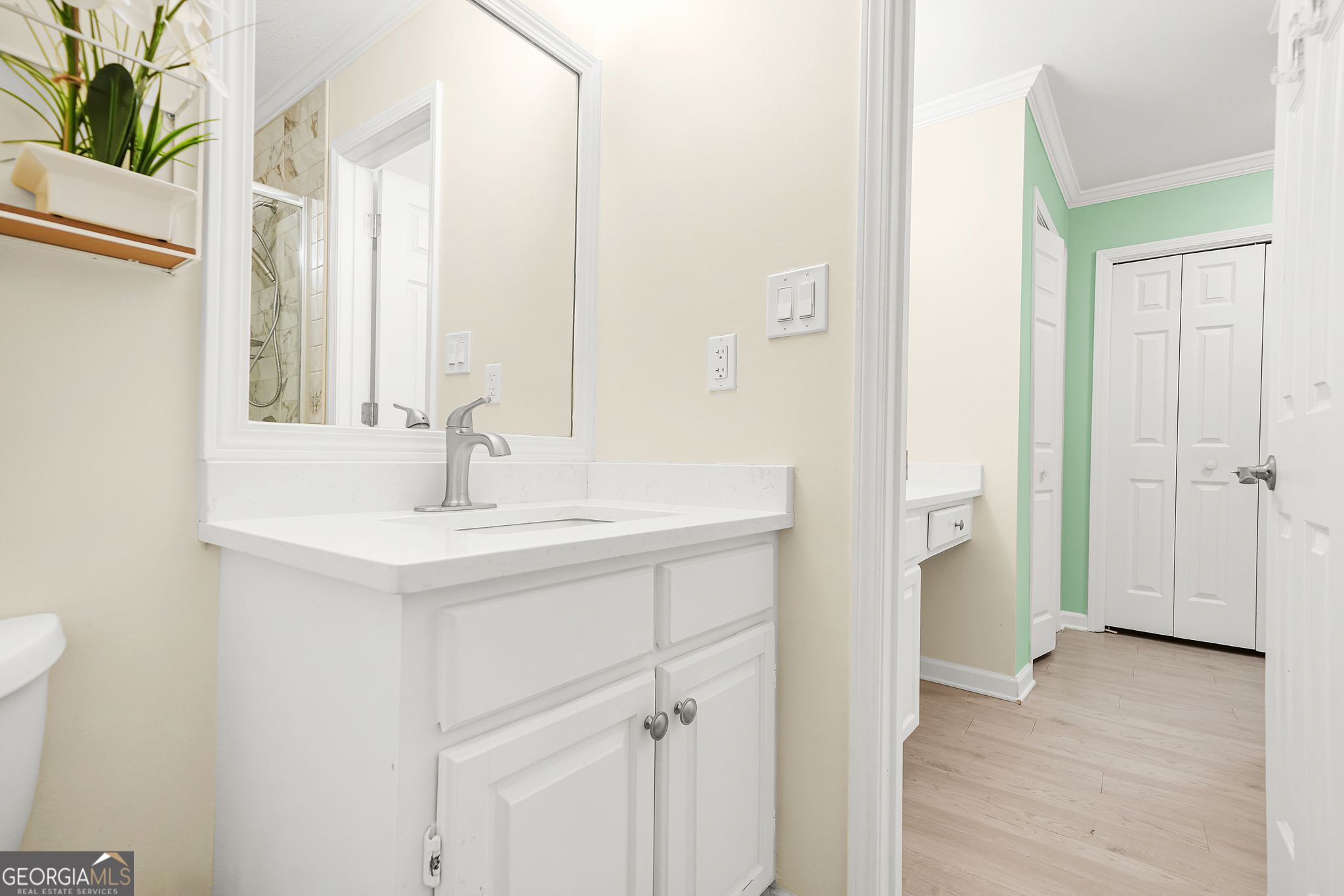 Atlanta, Georgia 30324, United States, 2 Bedrooms Bedrooms, ,2 BathroomsBathrooms,Residential,Active,158257