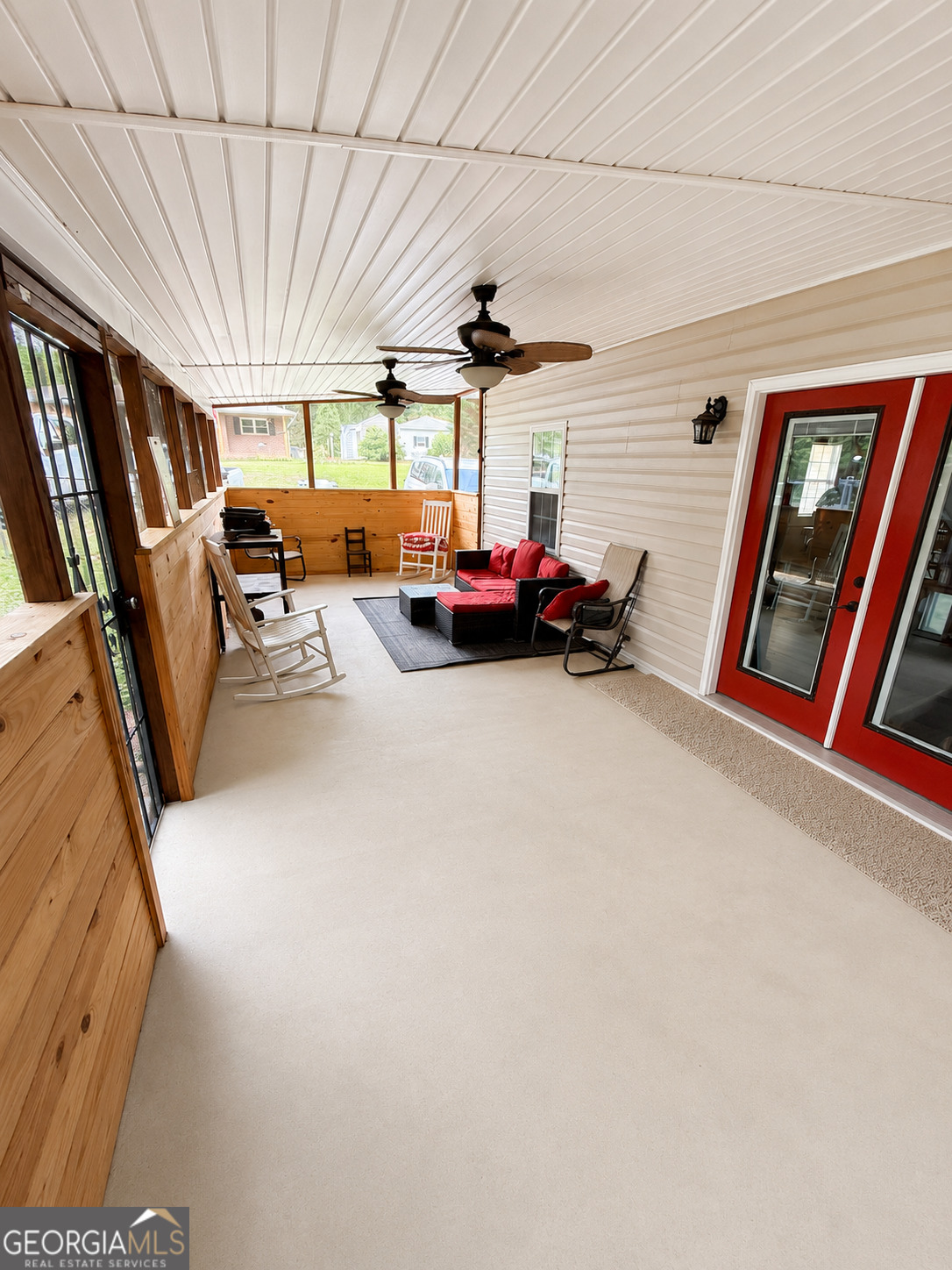 202 Bryan ST W