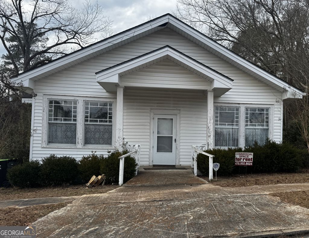 Photo of 309 Engram Street, Montezuma, GA 31063 (MLS # 10688008)