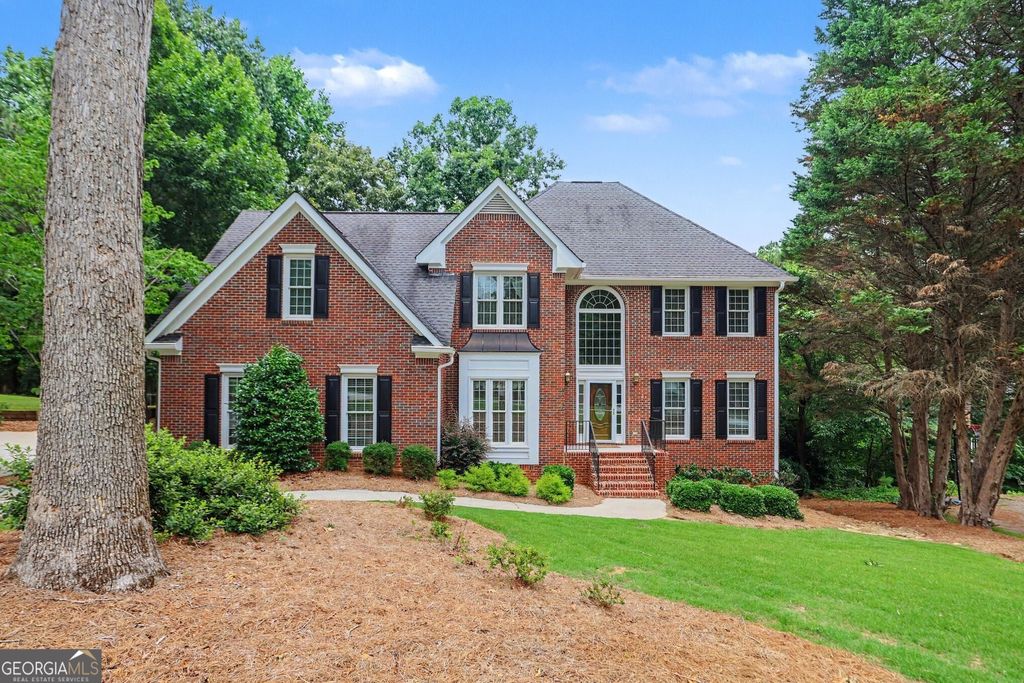 Photo of 5008 CHAPEL LAKE Circle, Douglasville, GA 30135 (MLS # 10794370)