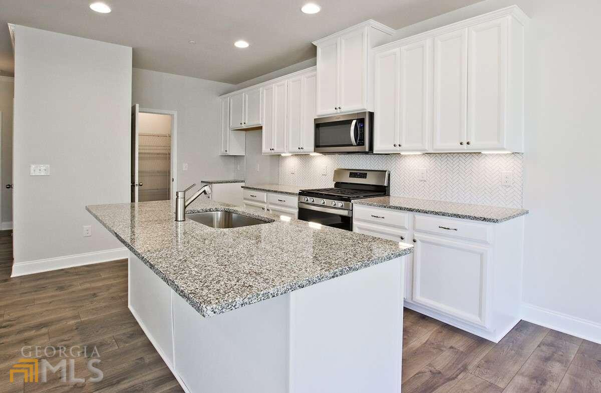 Addison Point - Residential