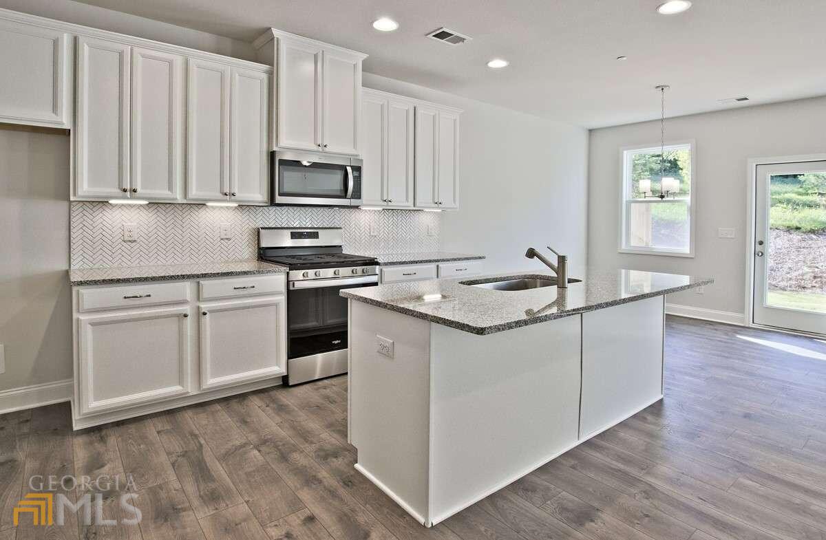 Addison Point - Residential