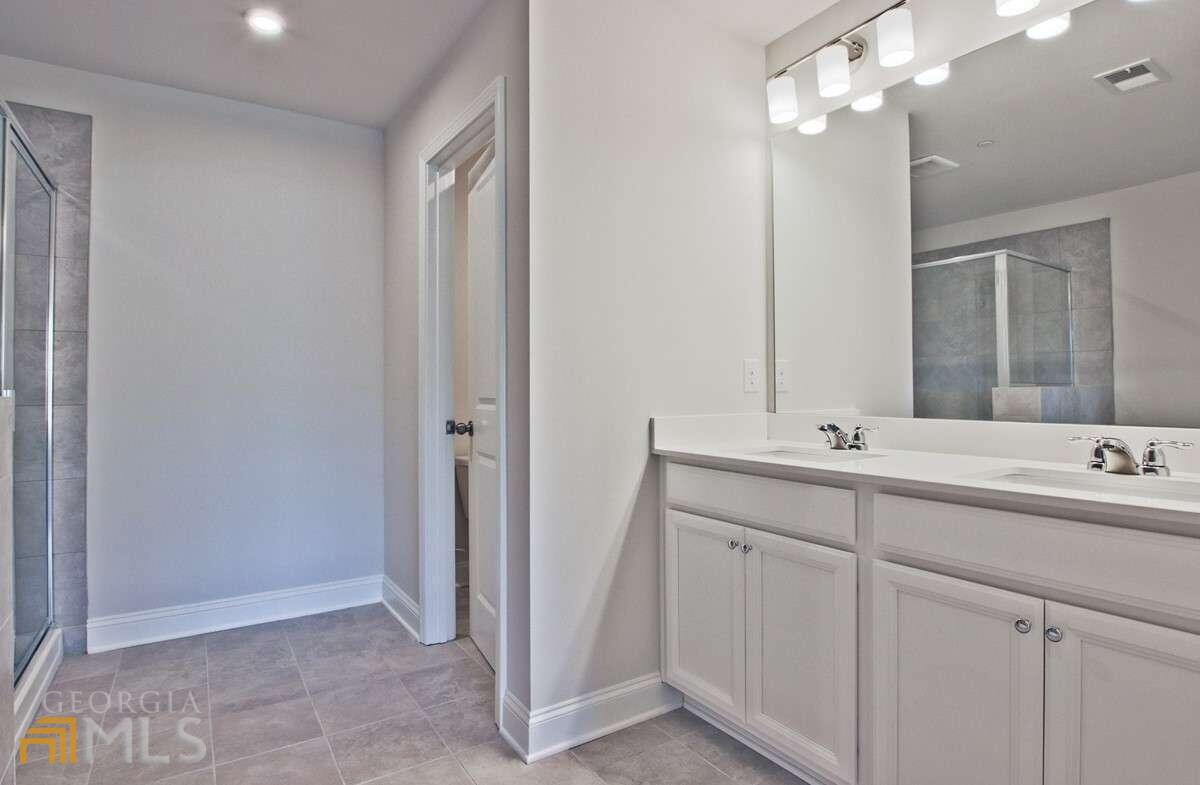 Addison Point - Residential