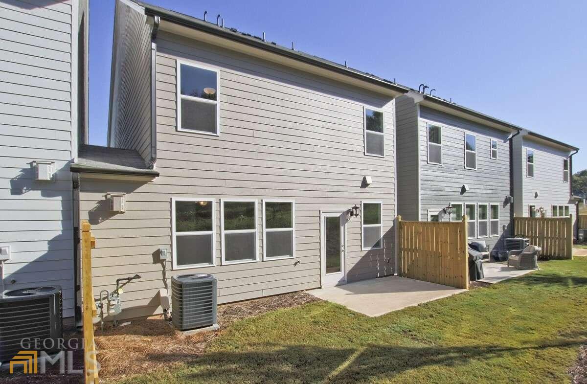 Addison Point - Residential