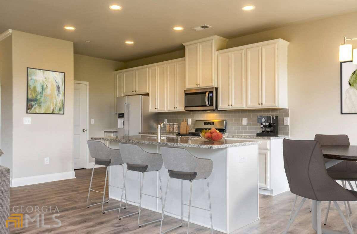 Addison Point - Residential