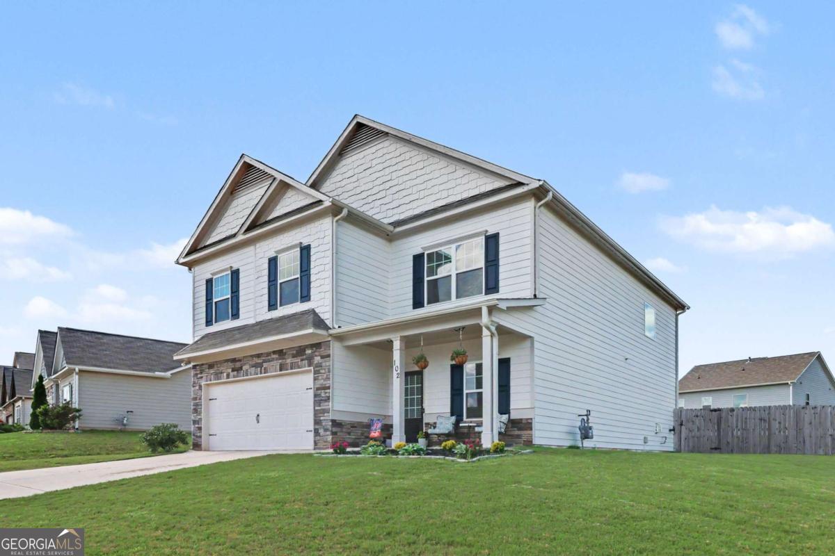 102 Sydney WAY SW
