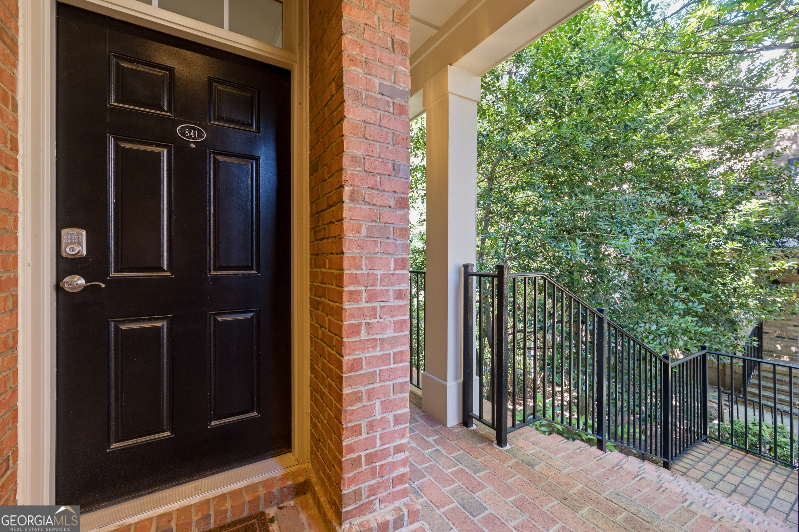 841 Perimeter WALK