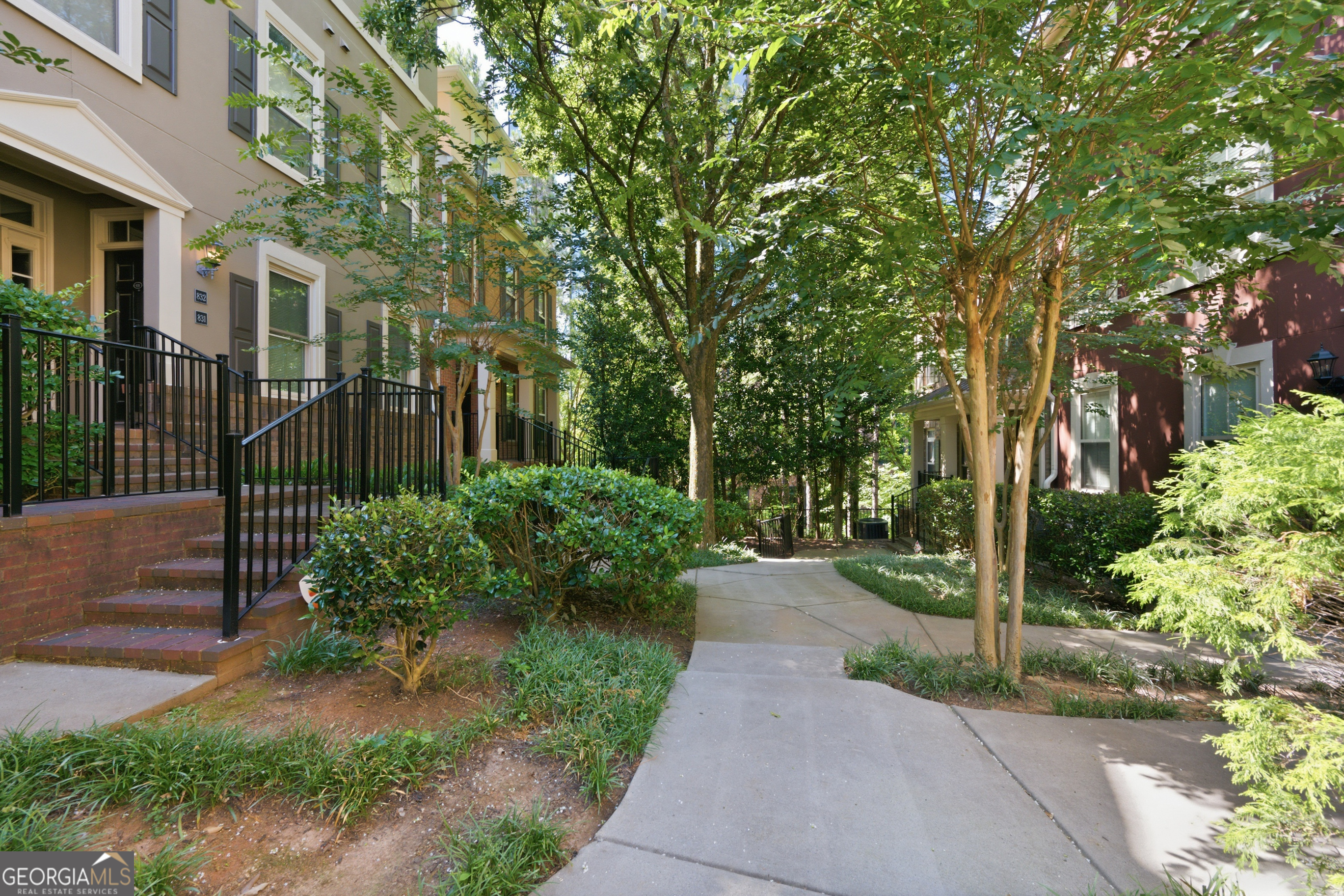 841 Perimeter WALK