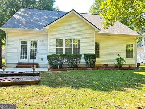 A home in Newnan