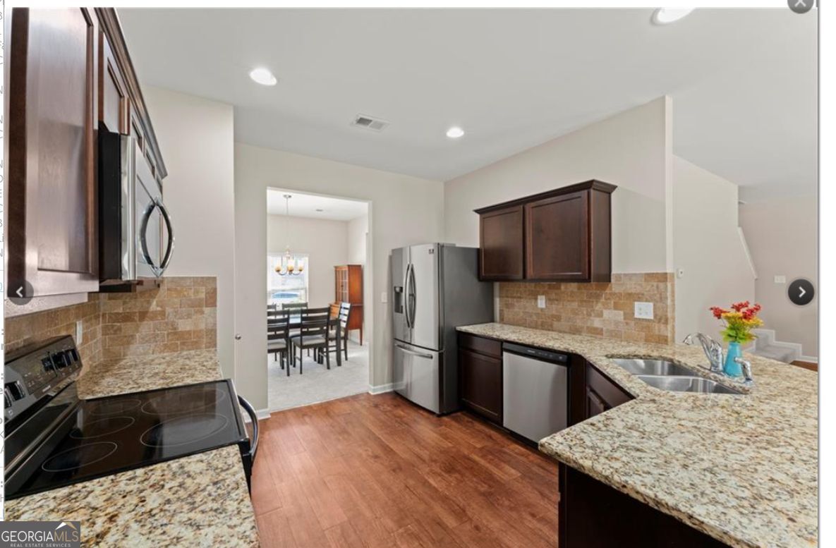 403 SONJA LN