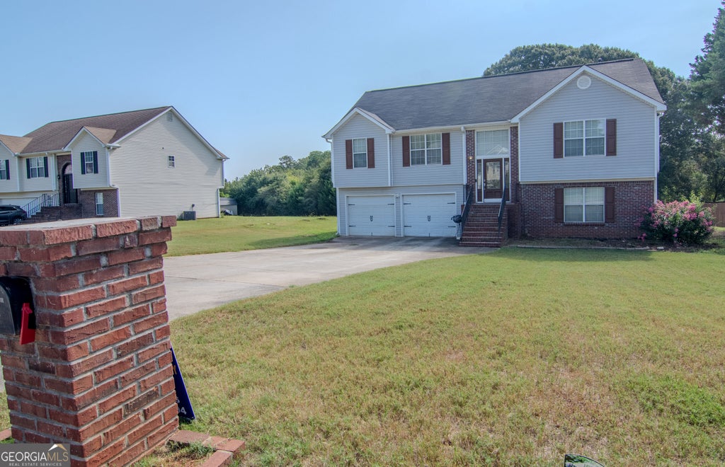 Photo of 4778 Clayton Xing Lane, Ellenwood, GA 30294 (MLS # 10852776)