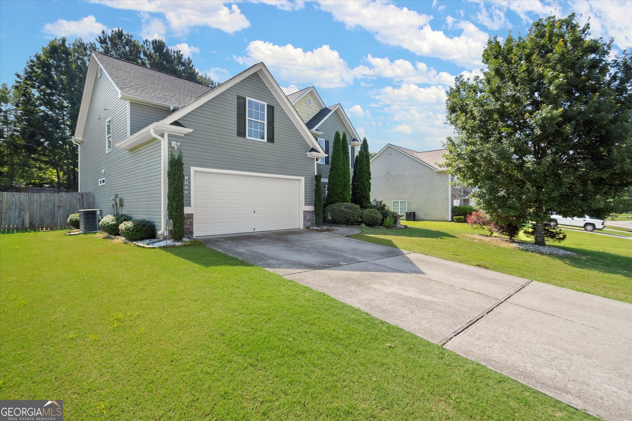 1900 Sandalwood CT