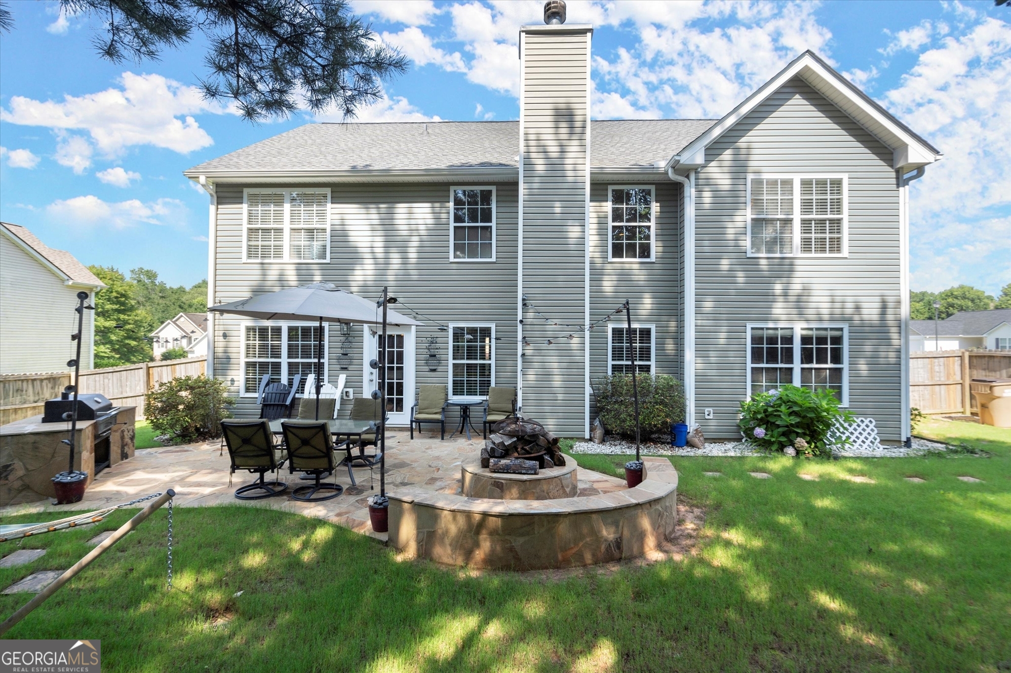 1900 Sandalwood CT