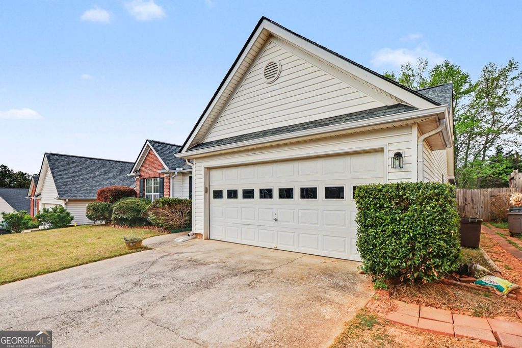 Photo of 304 Allegheny Avenue, Dallas, GA 30132 (MLS # 10726701)