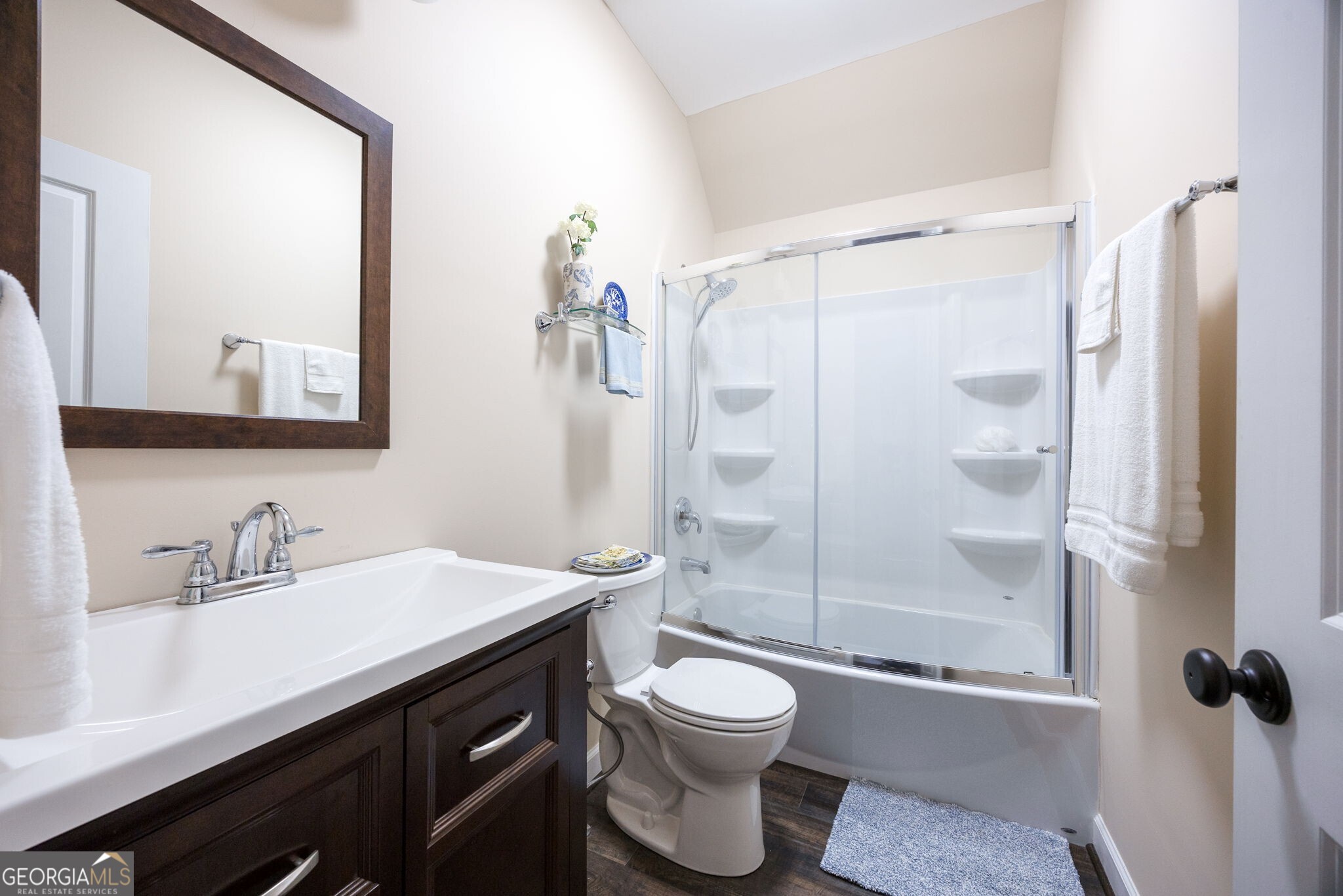 Oakwood Creek - Residential