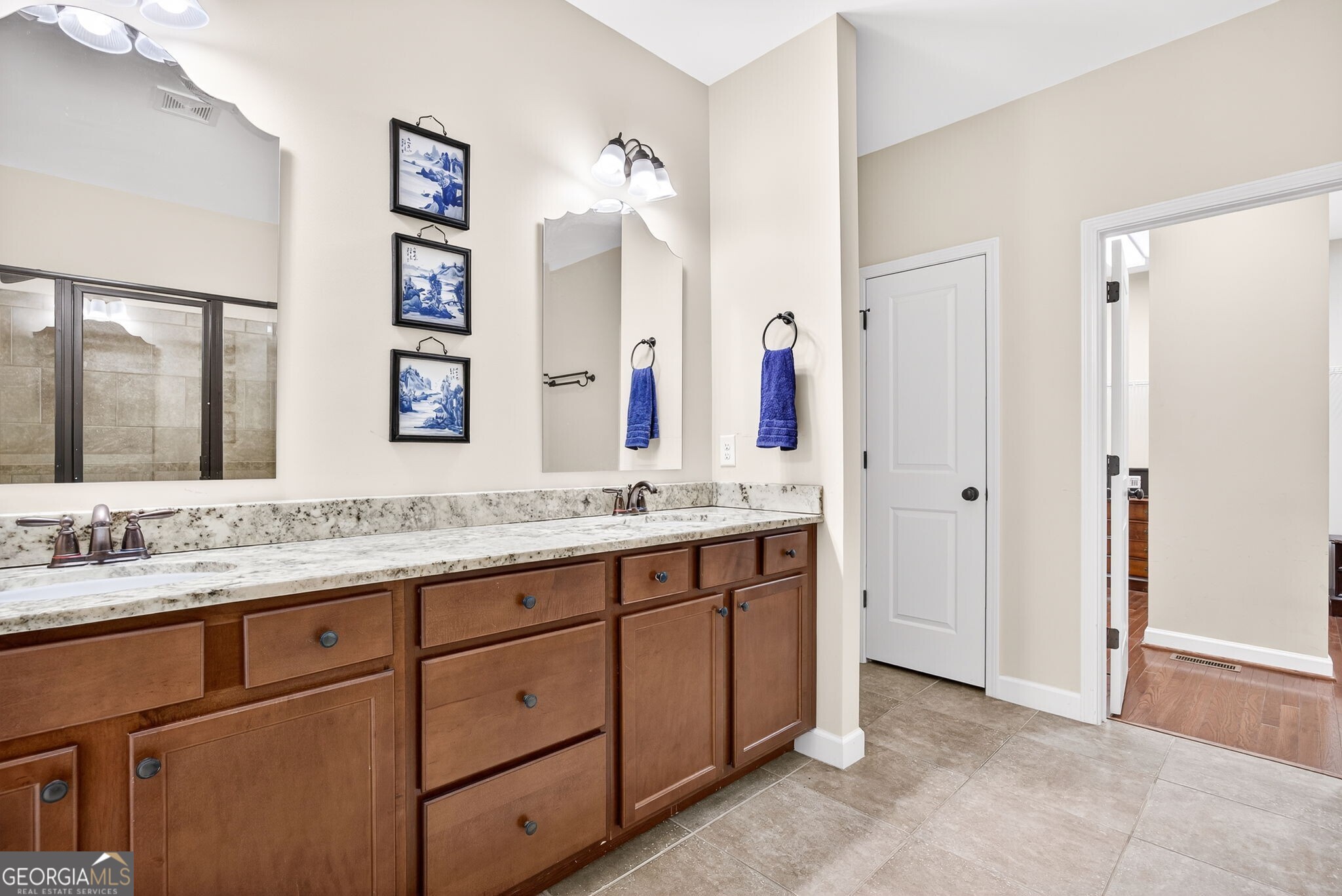 Oakwood Creek - Residential