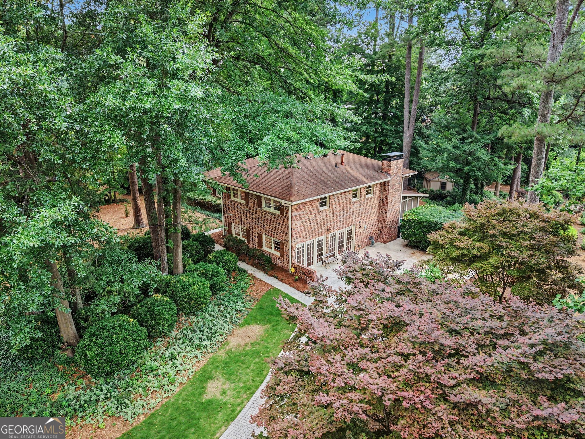 2113 Lavista CIR
