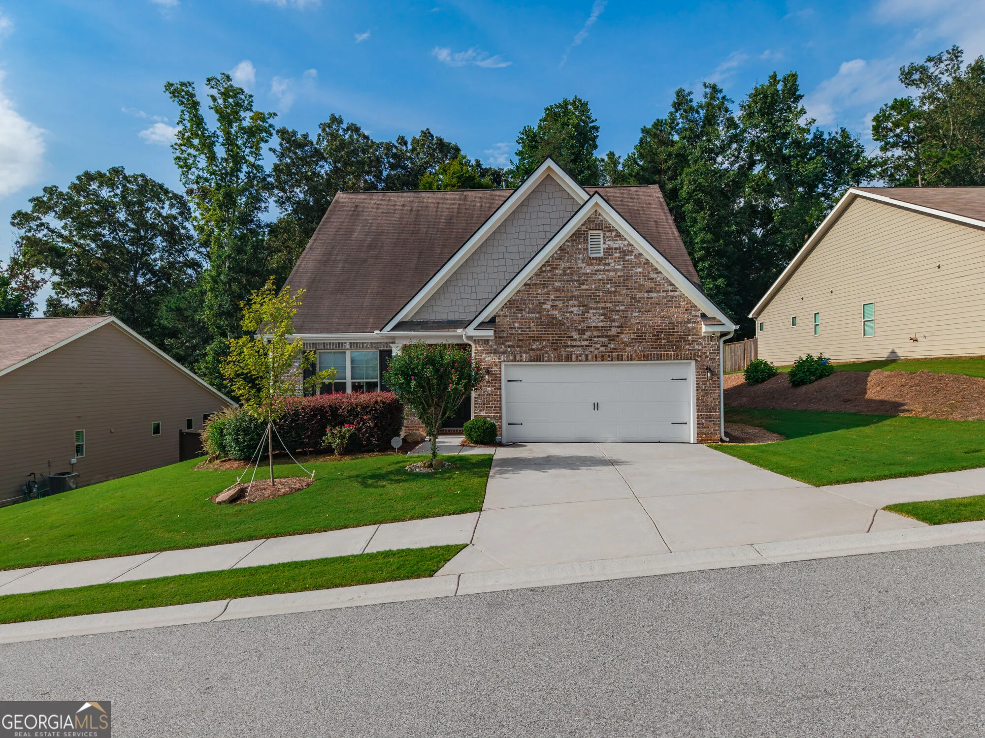 121 Rolling Hills Place