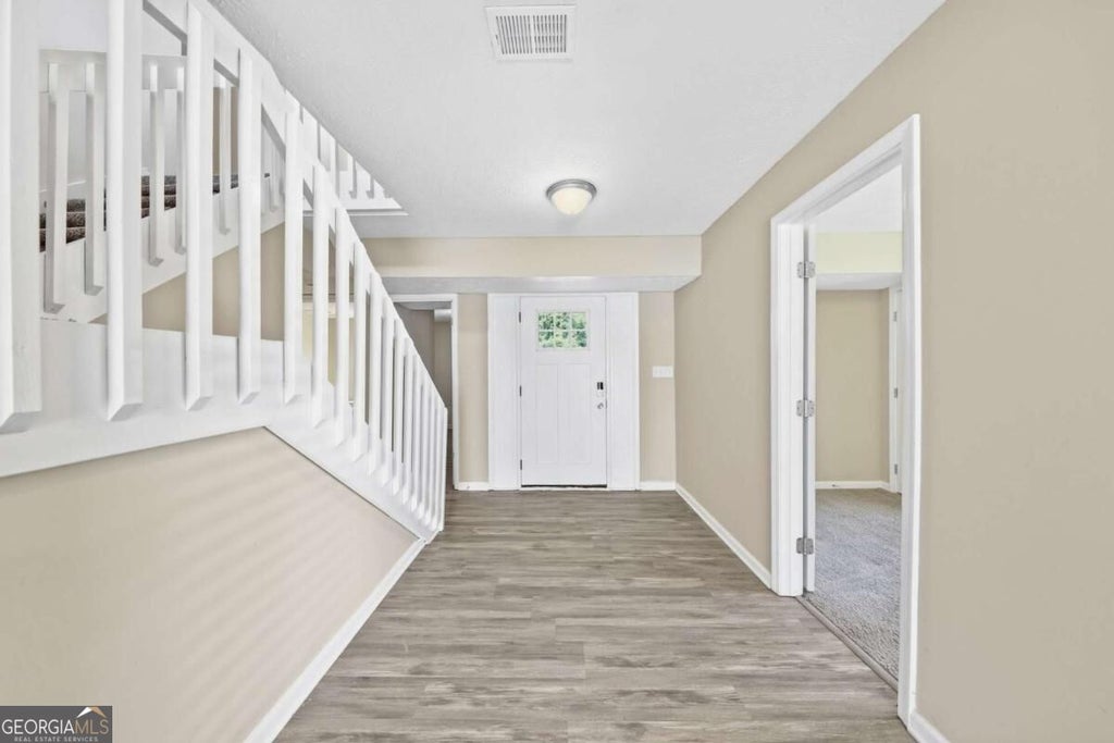 Photo of 5006 Stoney Point Circle, Stone Mountain, GA 30088 (MLS # 10851205)