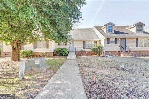 Photo of 5507 Park Place S, Atlanta, GA 30349 (MLS # 10677149)