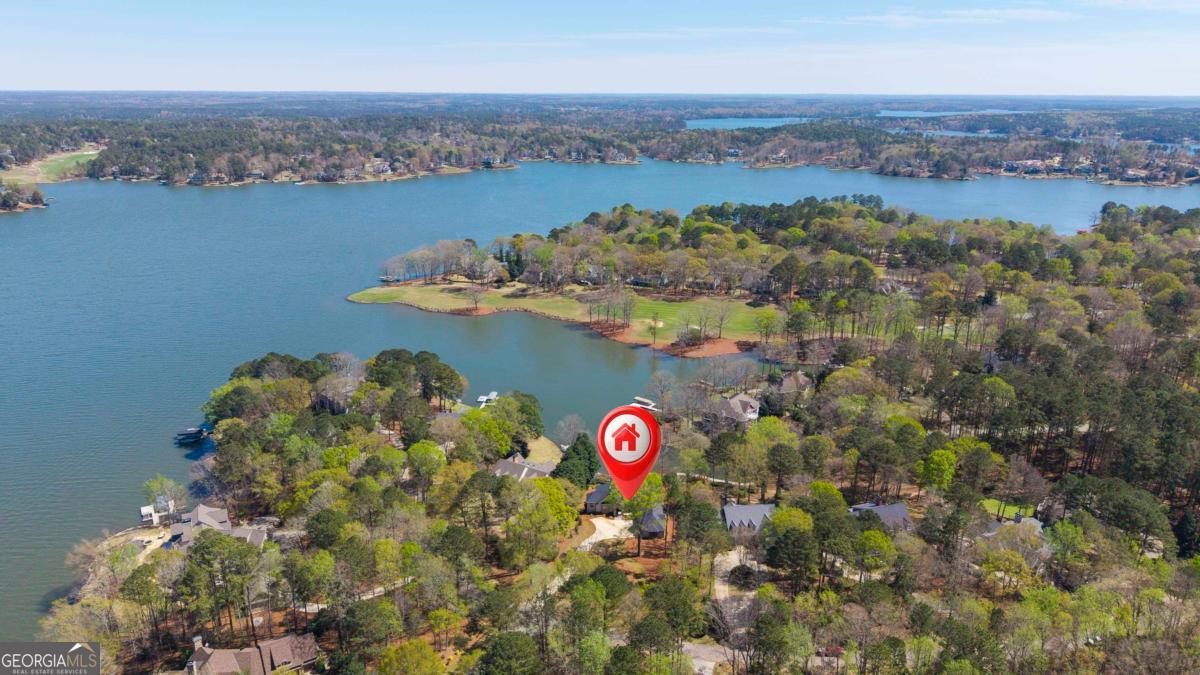136 Barrington Hall DR
