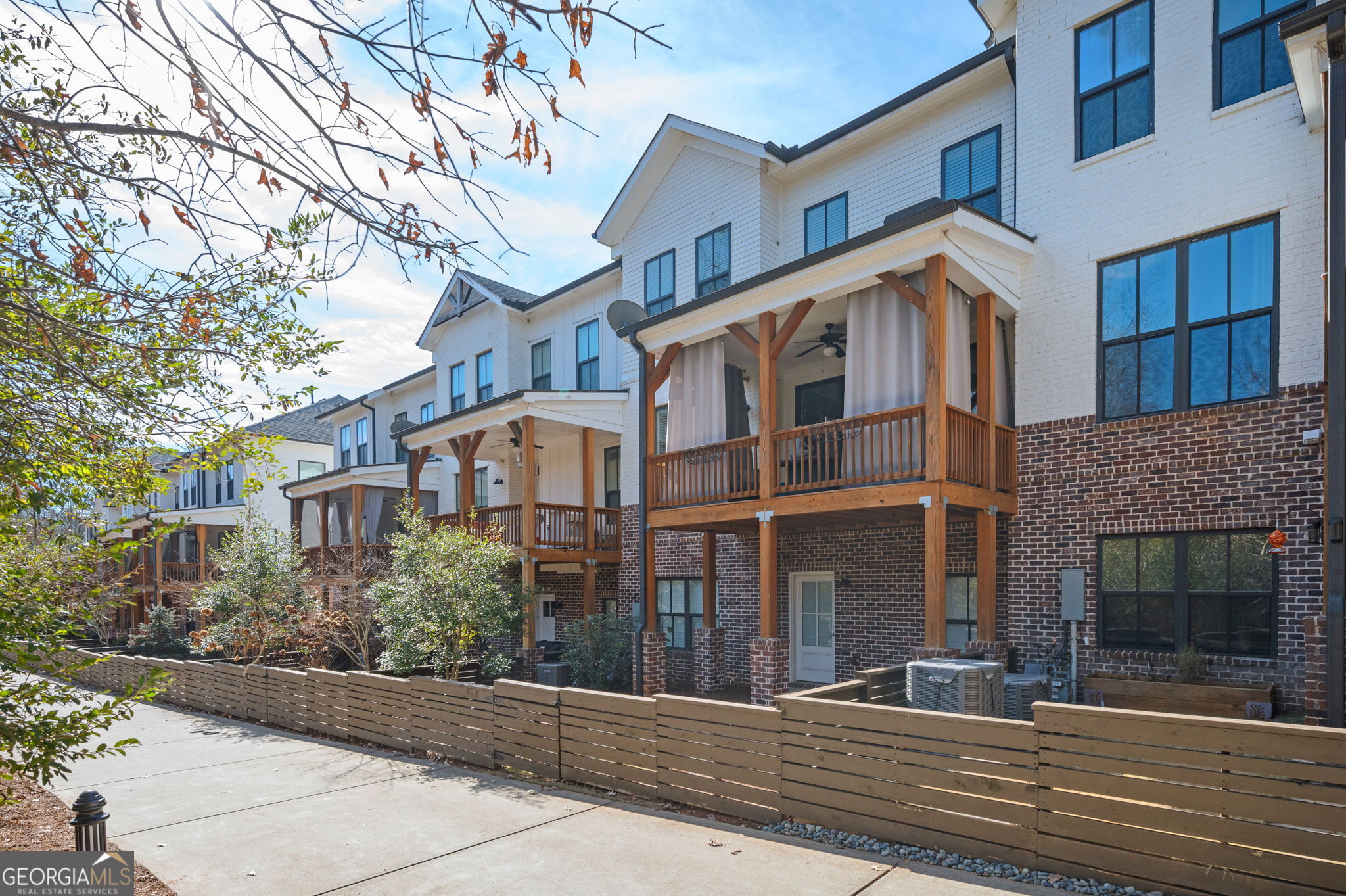 Chelsea Walk - Residential