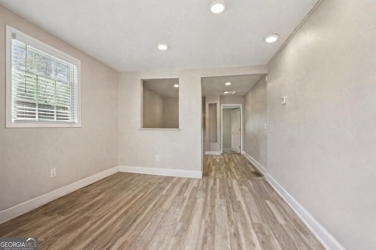 2065 Morehouse DR