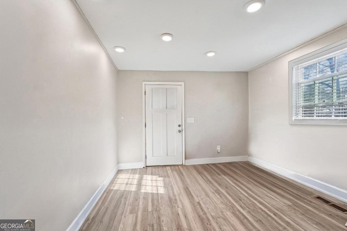 2065 Morehouse DR
