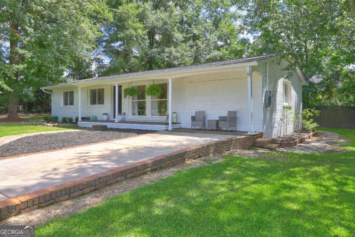 105 Roseview DR