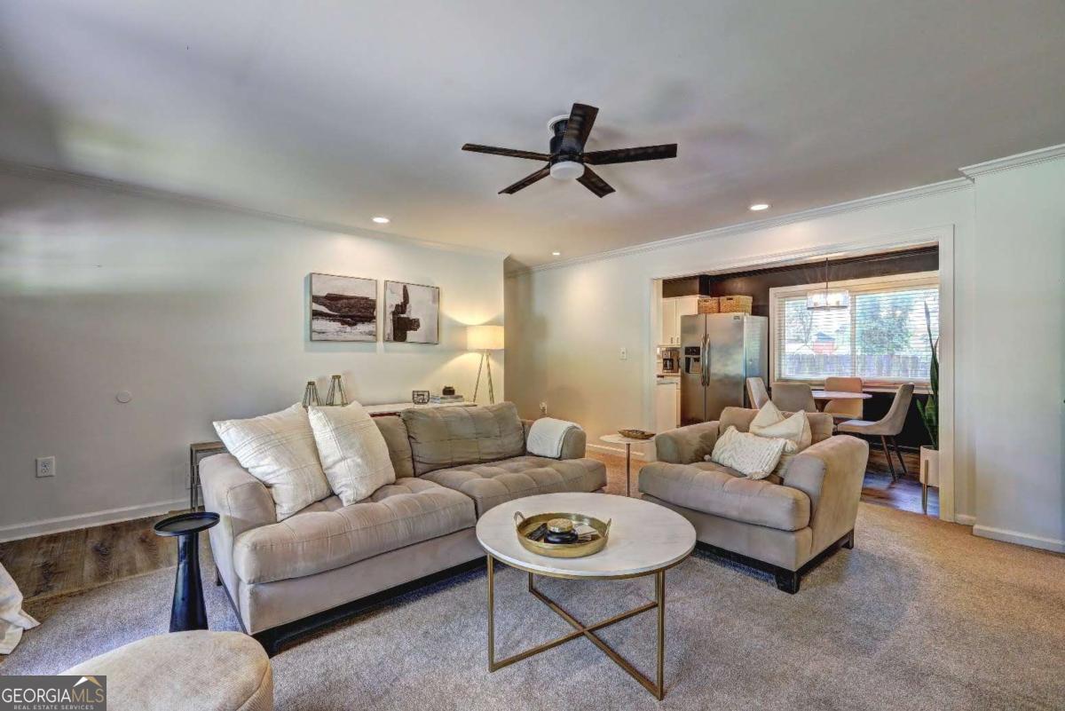 105 Roseview DR