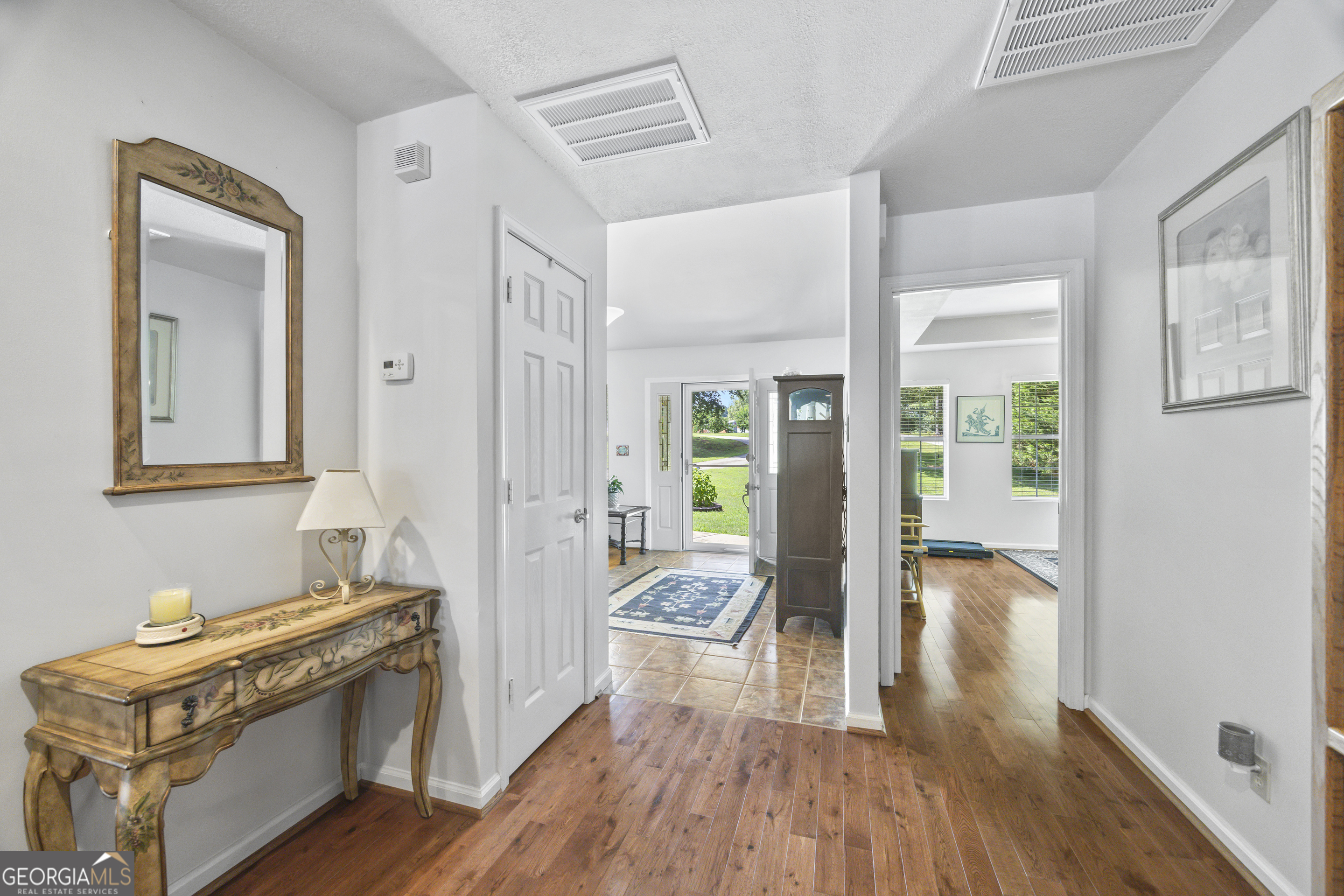 Toccoa, Georgia 30577, United States, 3 Bedrooms Bedrooms, ,3 BathroomsBathrooms,Residential,Active,174913