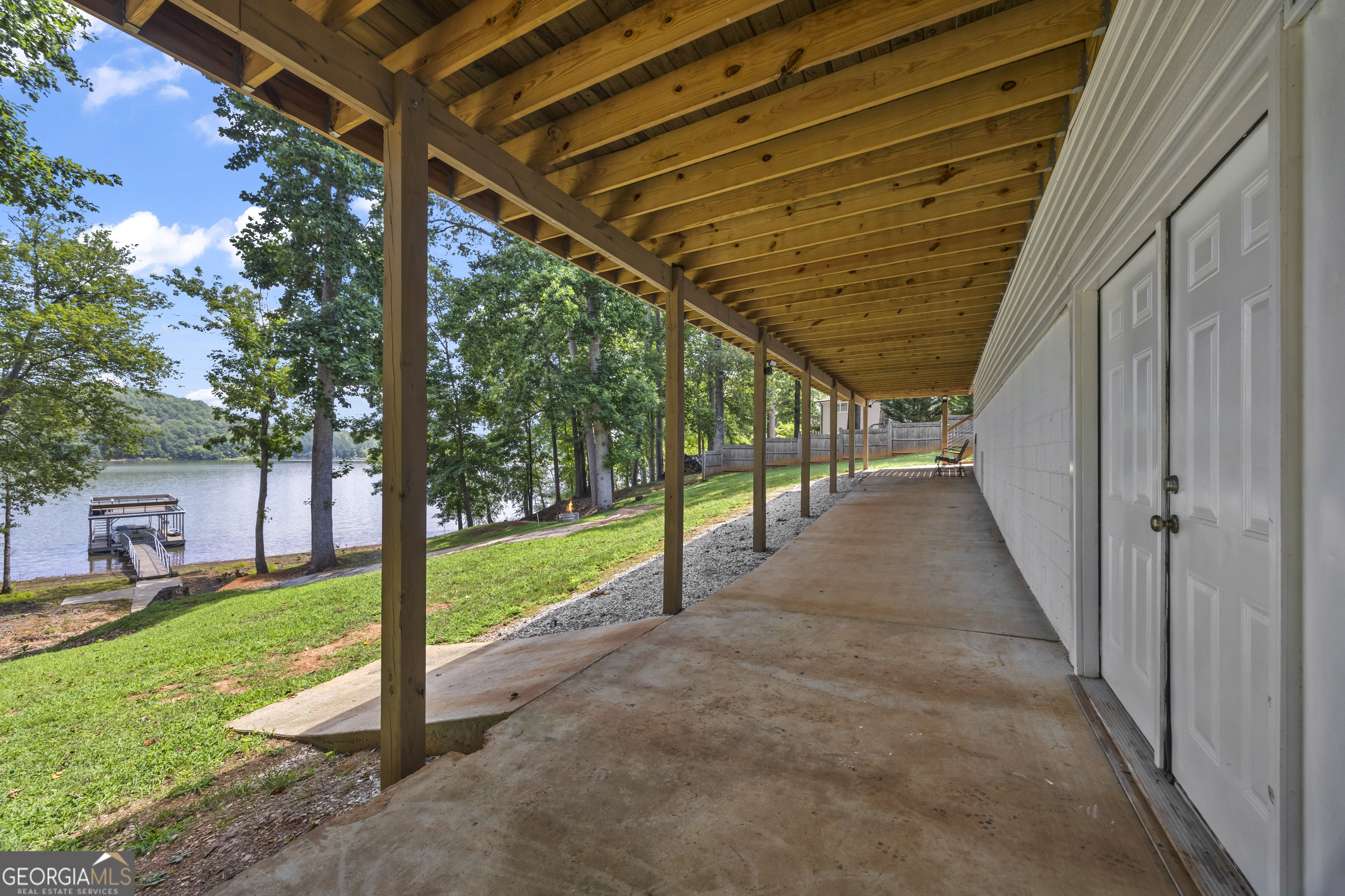 Toccoa, Georgia 30577, United States, 3 Bedrooms Bedrooms, ,3 BathroomsBathrooms,Residential,Active,174913