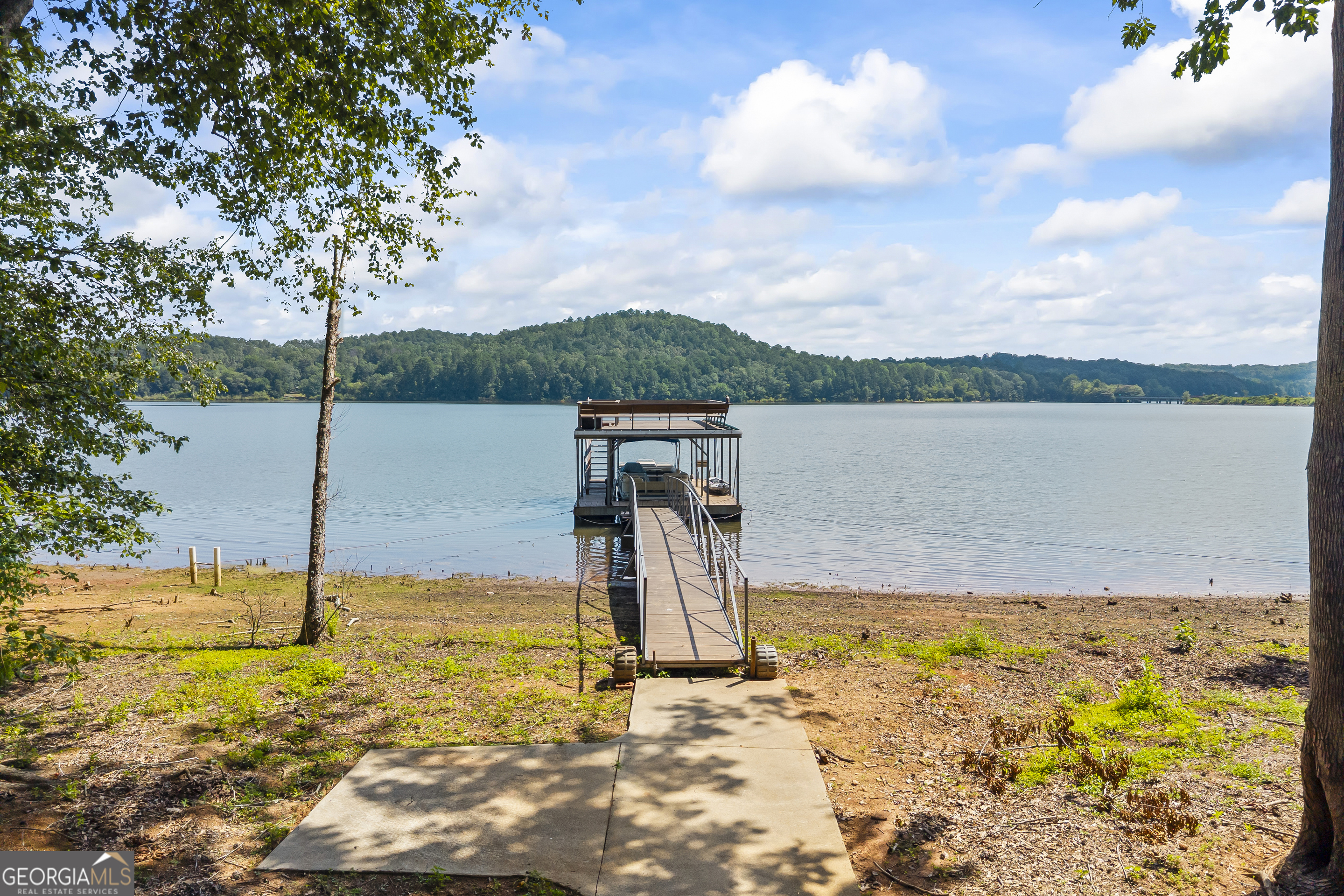 Toccoa, Georgia 30577, United States, 3 Bedrooms Bedrooms, ,3 BathroomsBathrooms,Residential,Active,174913