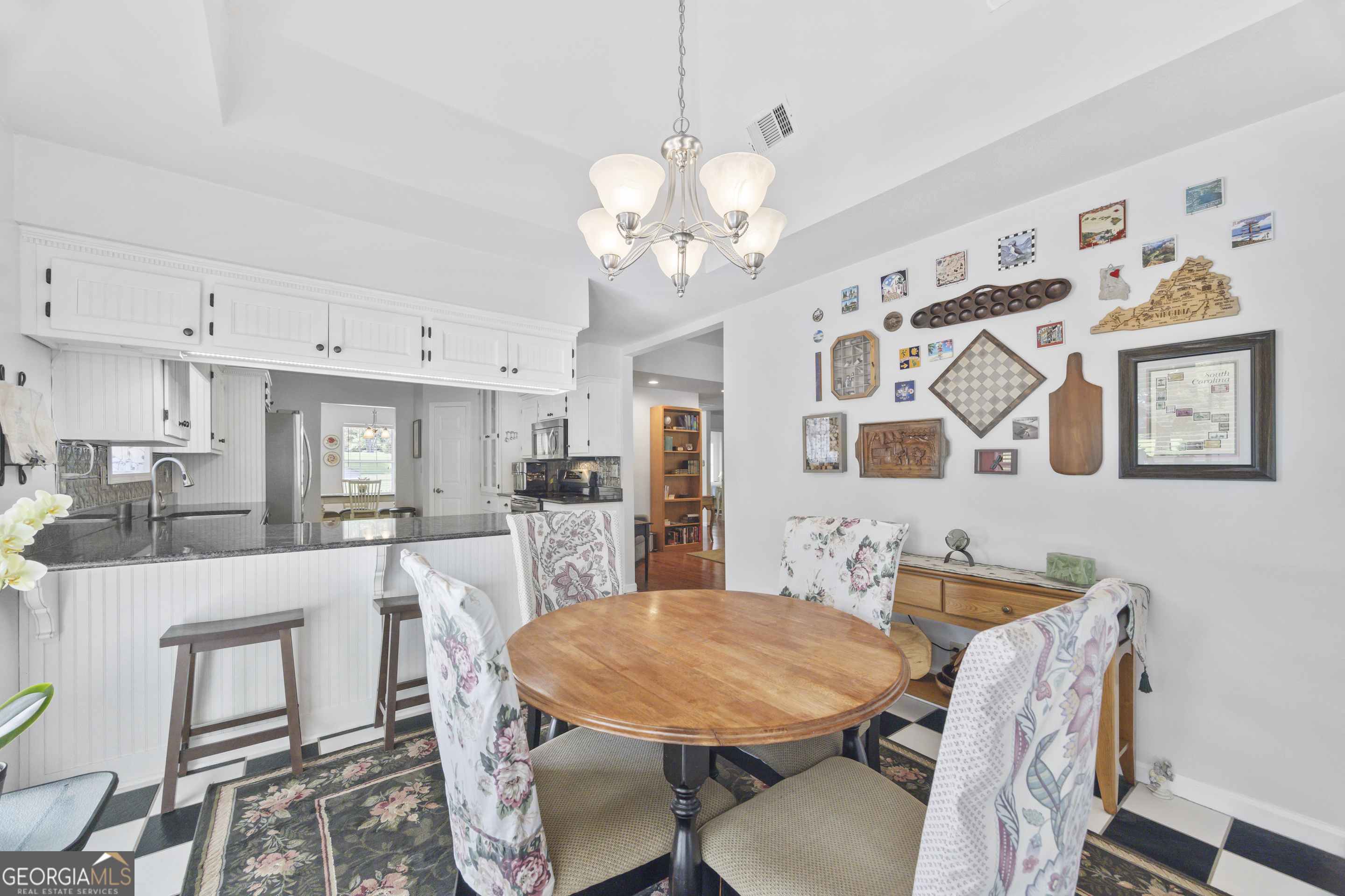 Toccoa, Georgia 30577, United States, 3 Bedrooms Bedrooms, ,3 BathroomsBathrooms,Residential,Active,174913