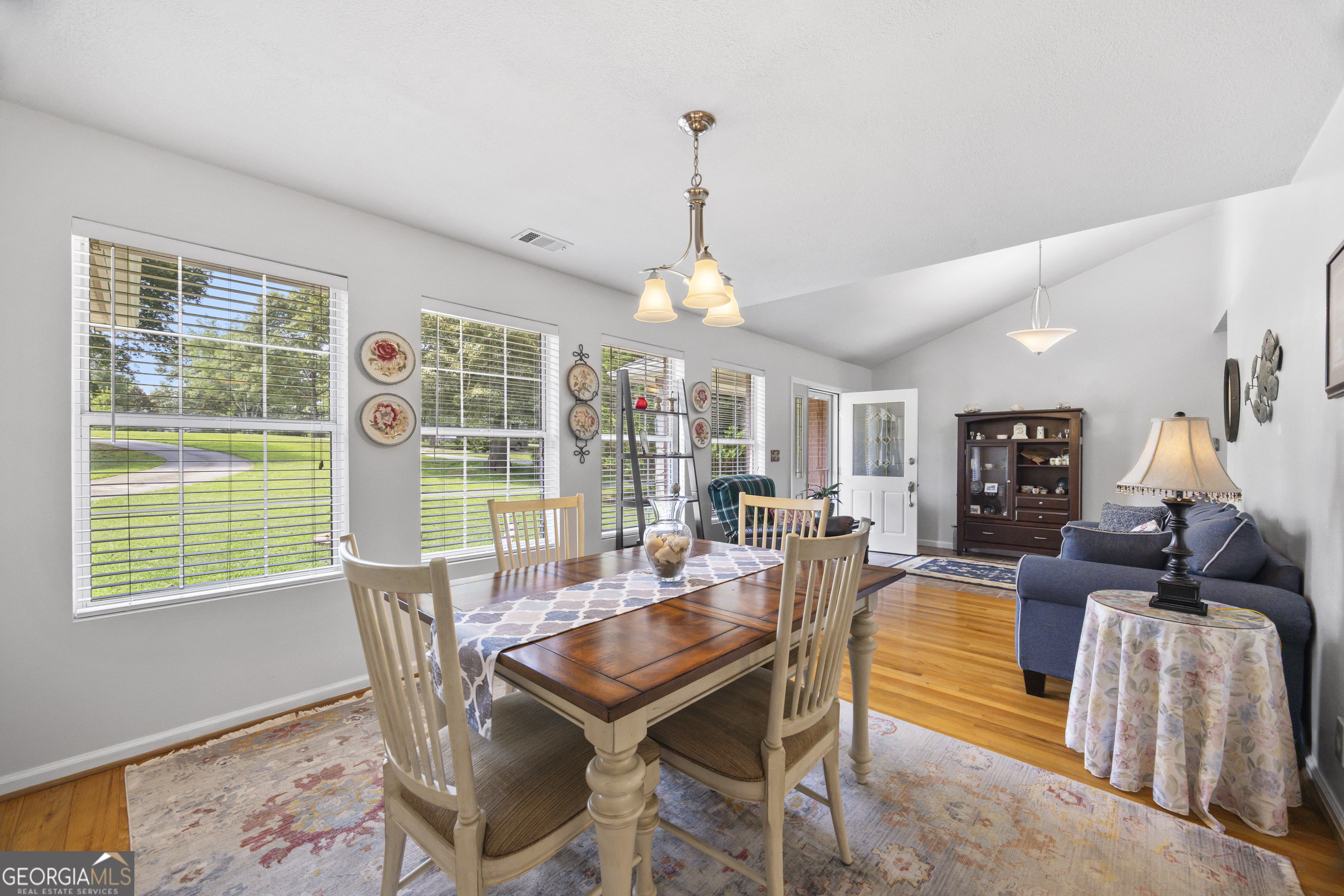 Toccoa, Georgia 30577, United States, 3 Bedrooms Bedrooms, ,3 BathroomsBathrooms,Residential,Active,174913