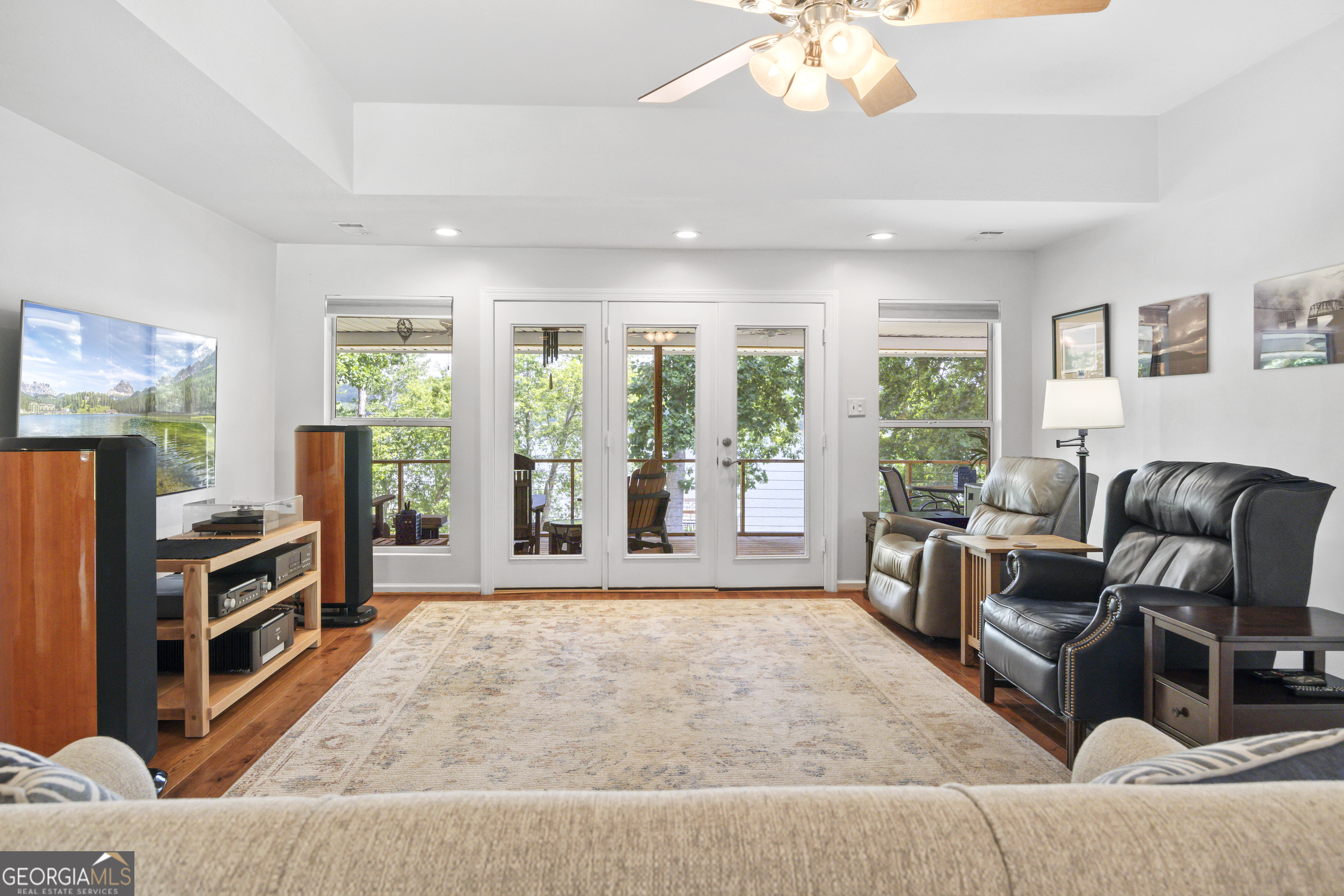 Toccoa, Georgia 30577, United States, 3 Bedrooms Bedrooms, ,3 BathroomsBathrooms,Residential,Active,174913