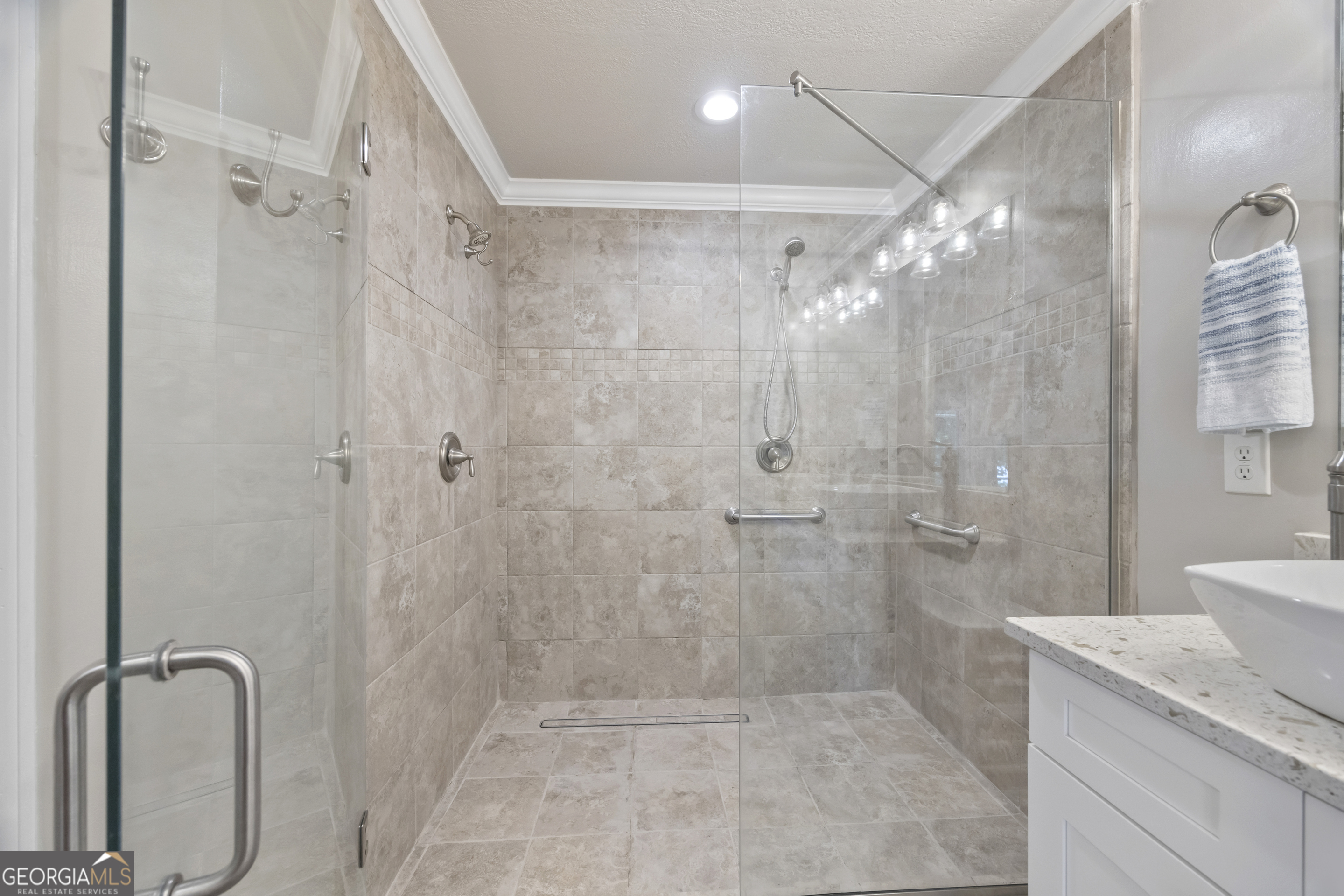 Toccoa, Georgia 30577, United States, 3 Bedrooms Bedrooms, ,3 BathroomsBathrooms,Residential,Active,174913