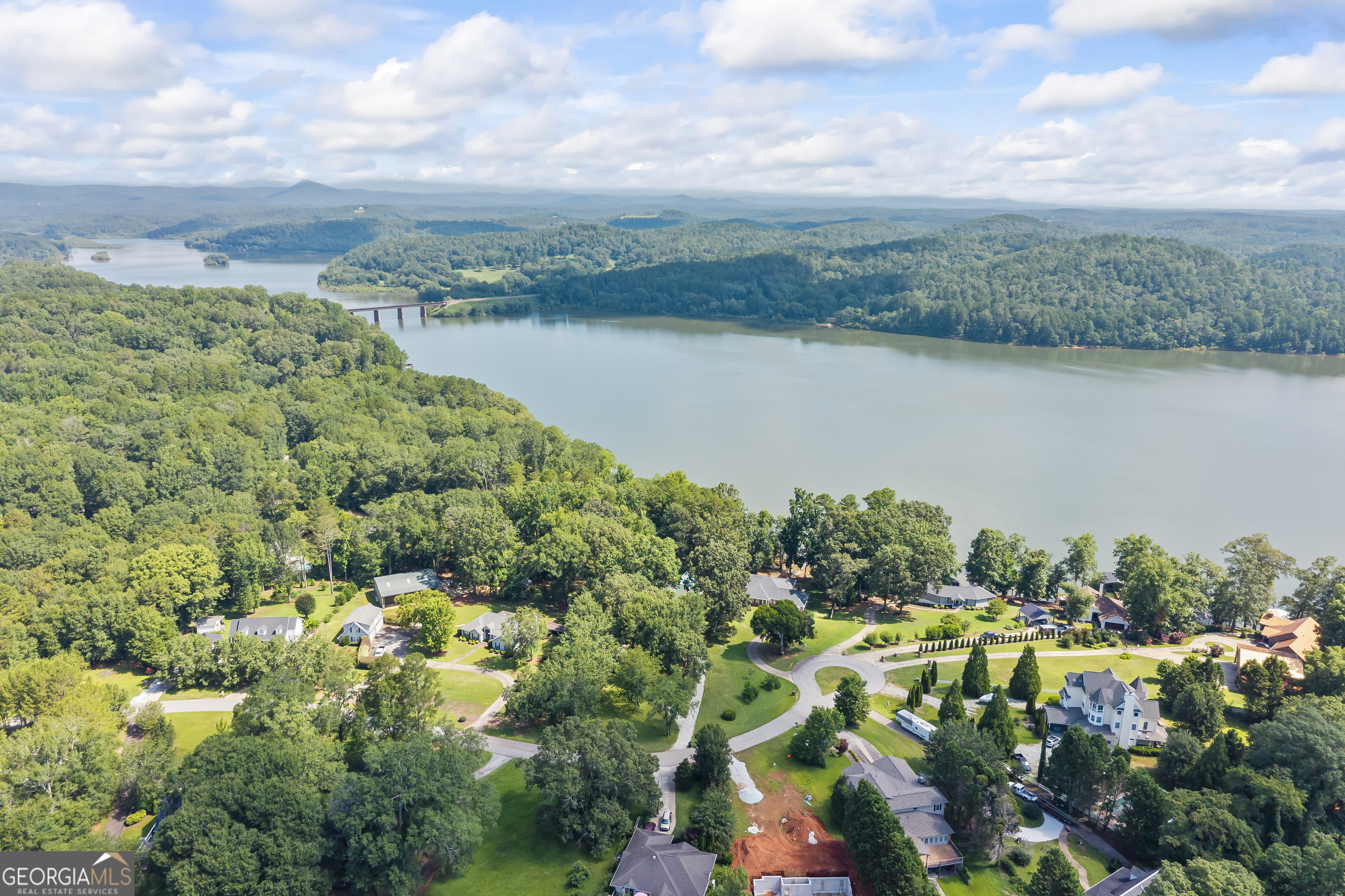 Toccoa, Georgia 30577, United States, 3 Bedrooms Bedrooms, ,3 BathroomsBathrooms,Residential,Active,174913