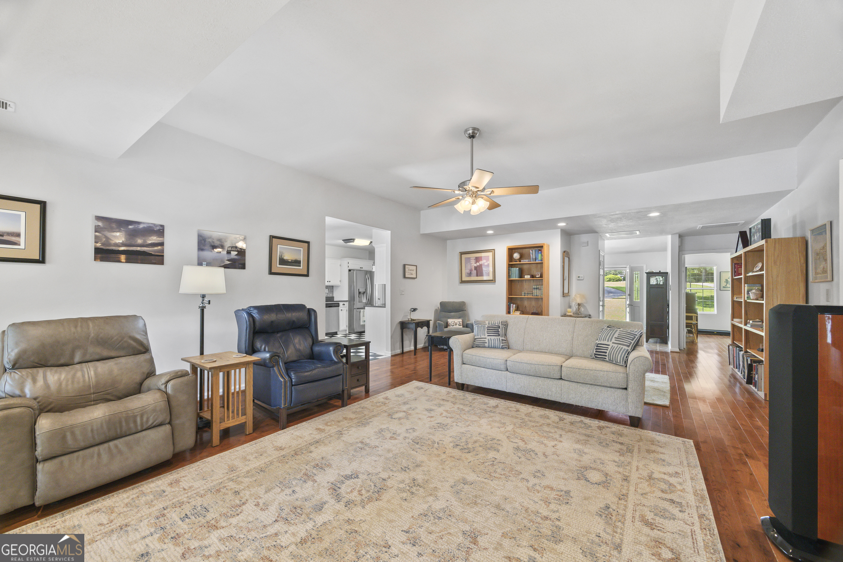 Toccoa, Georgia 30577, United States, 3 Bedrooms Bedrooms, ,3 BathroomsBathrooms,Residential,Active,174913