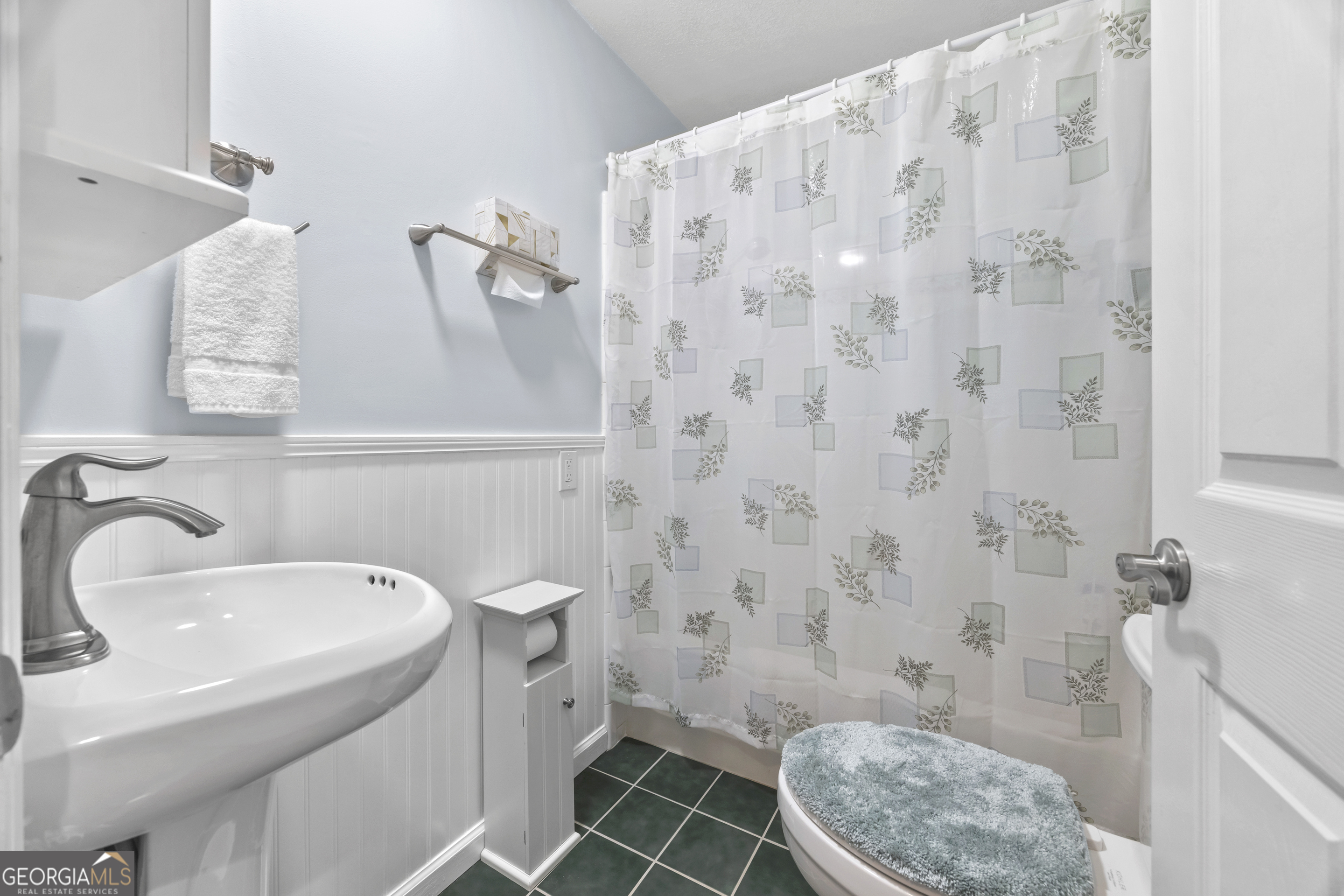 Toccoa, Georgia 30577, United States, 3 Bedrooms Bedrooms, ,3 BathroomsBathrooms,Residential,Active,174913