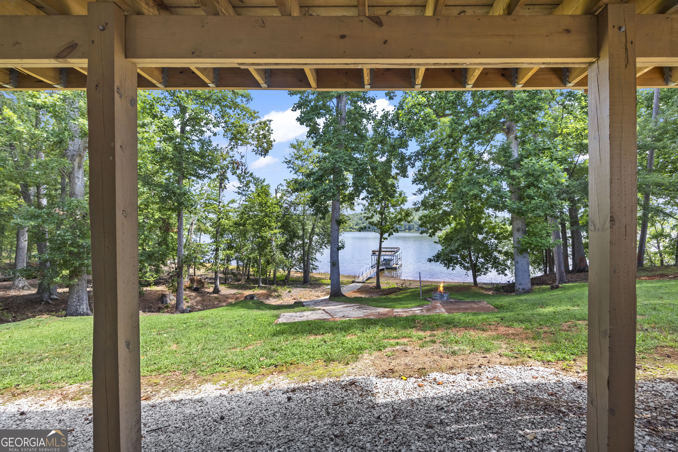 Toccoa, Georgia 30577, United States, 3 Bedrooms Bedrooms, ,3 BathroomsBathrooms,Residential,Active,174913