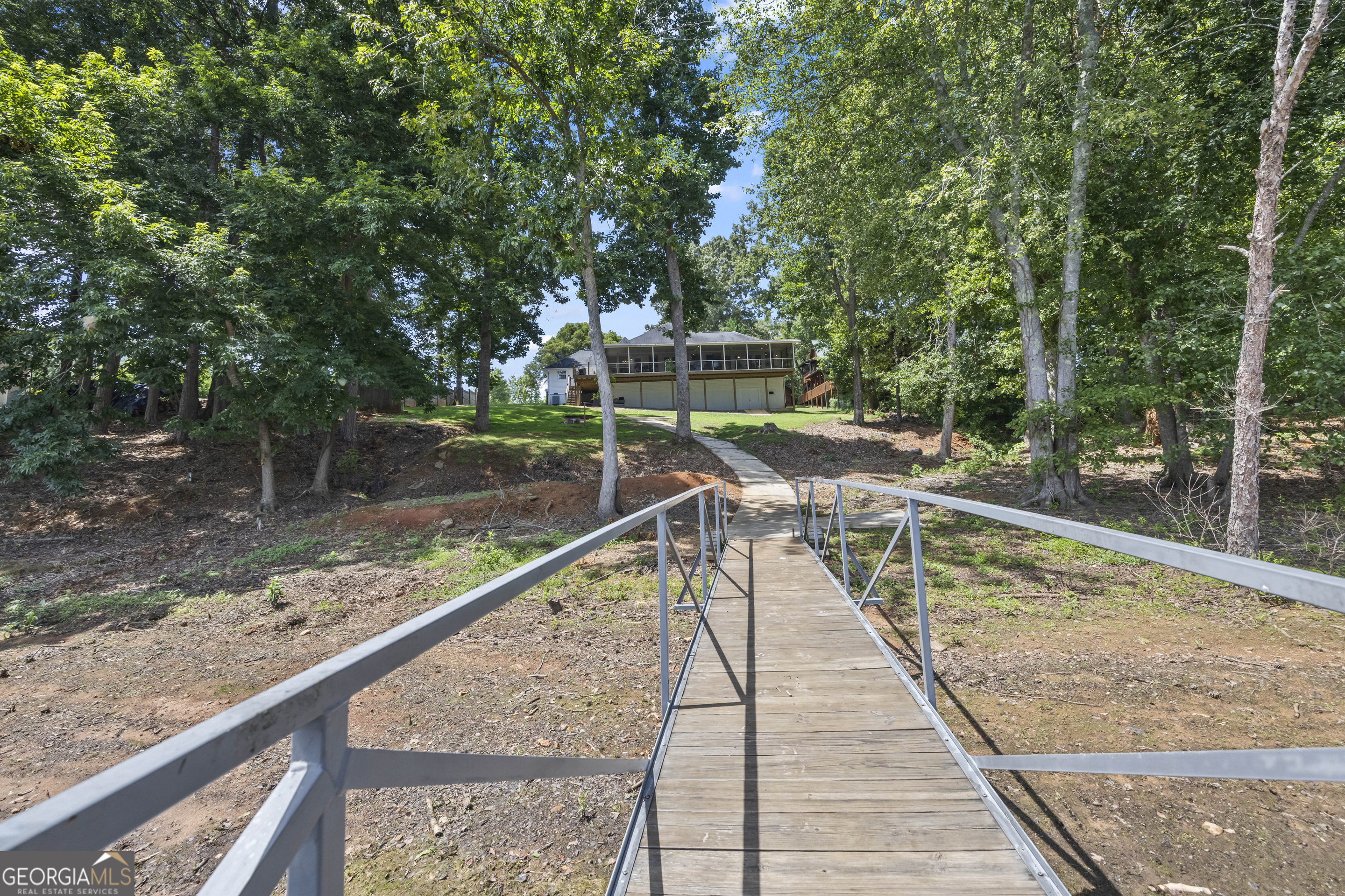 Toccoa, Georgia 30577, United States, 3 Bedrooms Bedrooms, ,3 BathroomsBathrooms,Residential,Active,174913