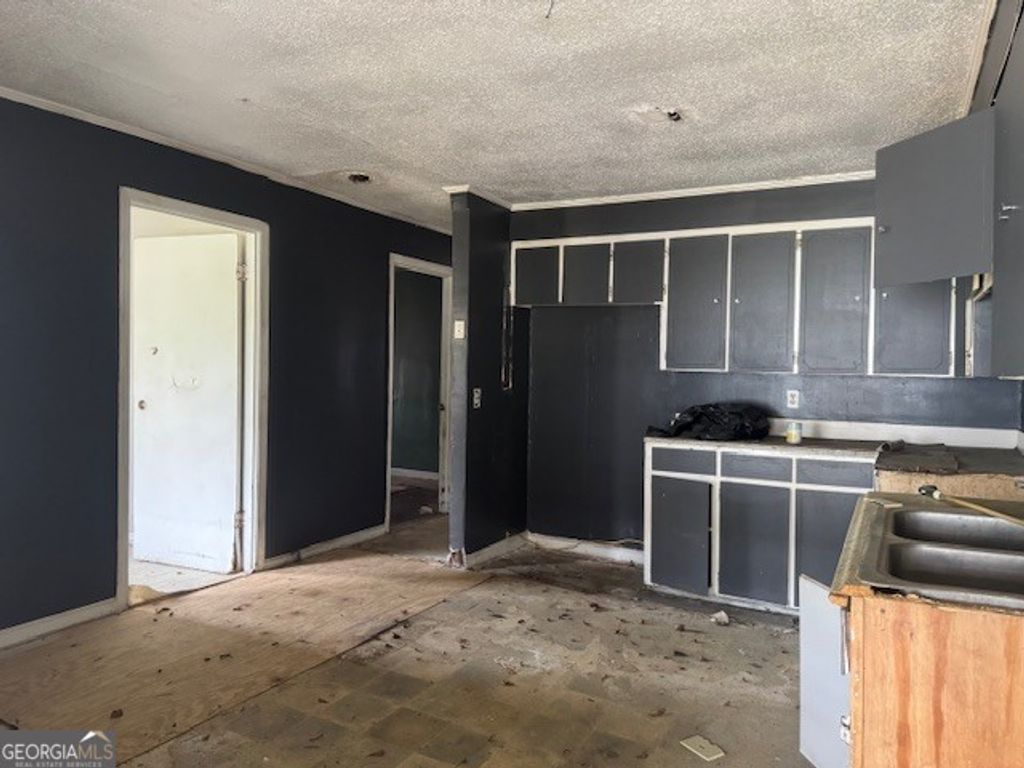 Photo of 107 Benjamin Street, Fort Valley, GA 31030 (MLS # 10723172)