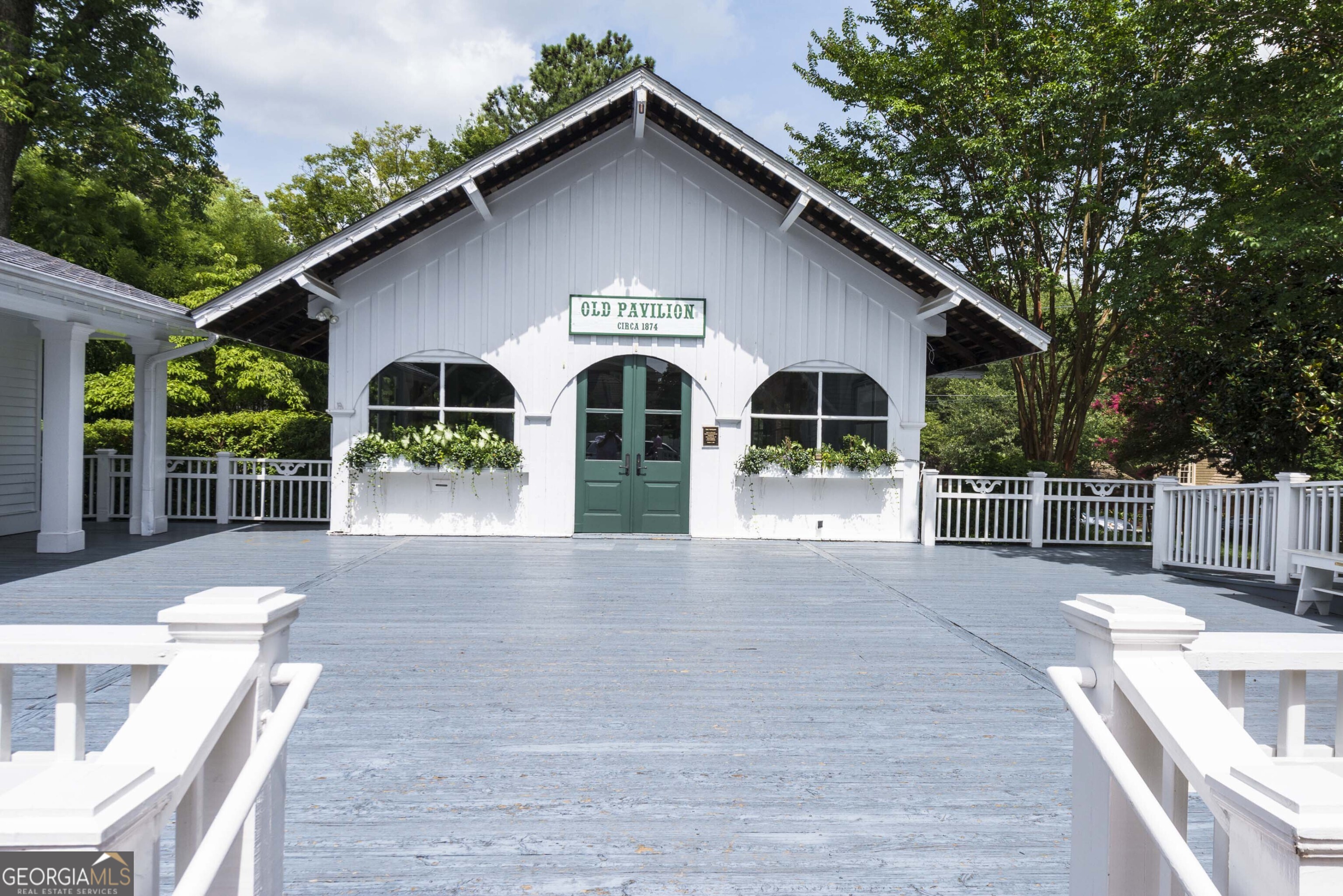 Vinings Ridge - Residential