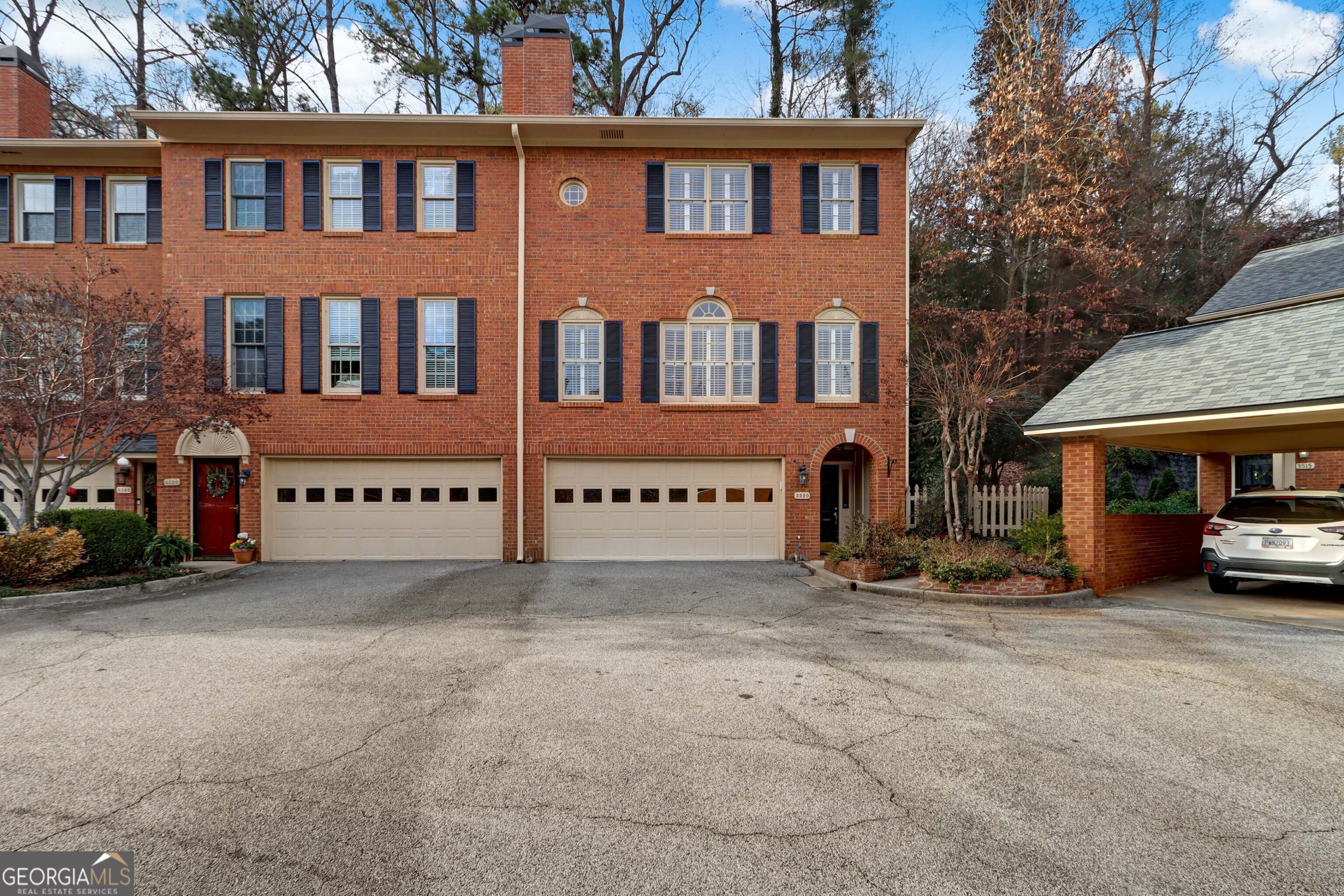 Vinings Ridge - Residential