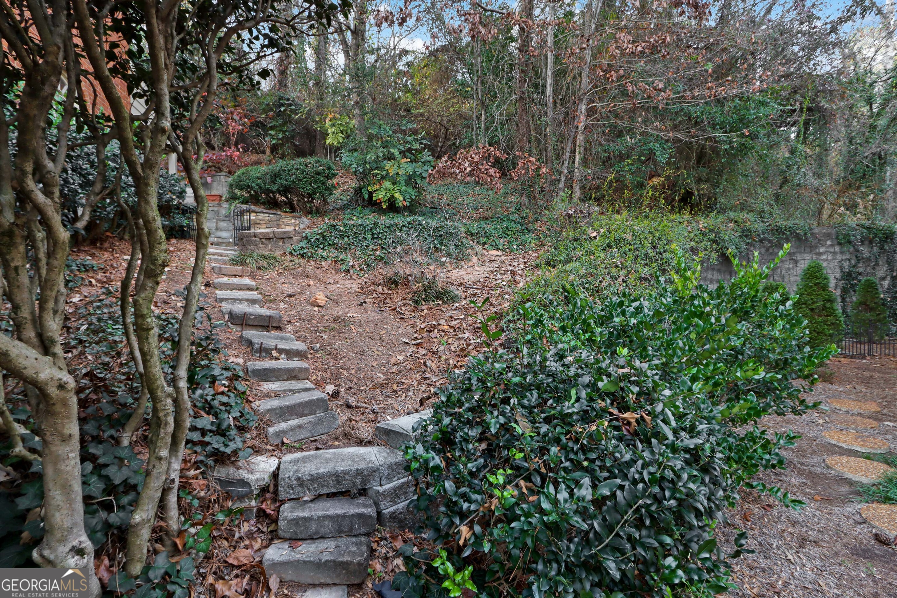 Vinings Ridge - Residential